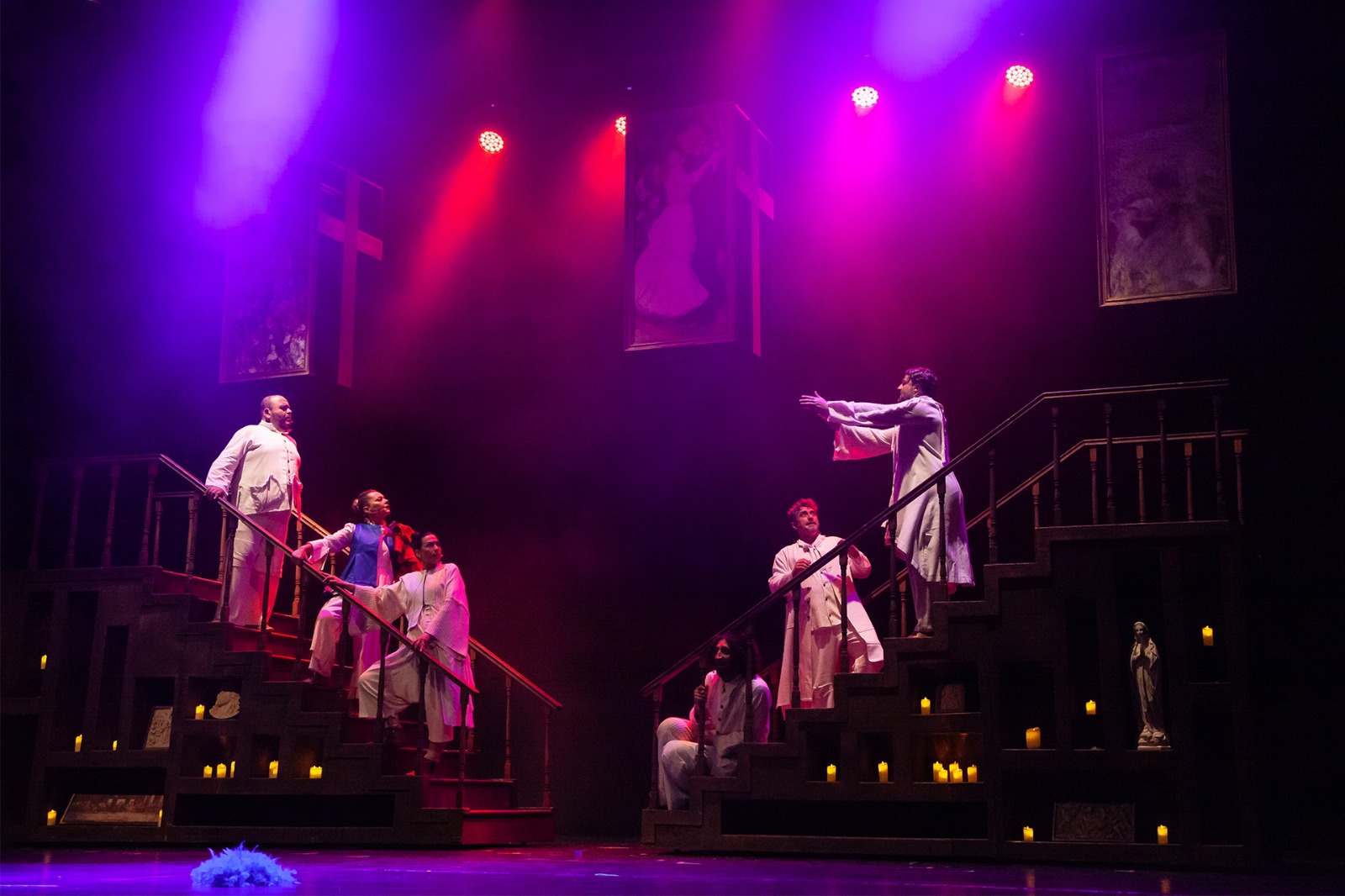 Bursa Şehir Tiyatrosu, Kıbrıs Tiyatro Festivali’ne konuk oldu