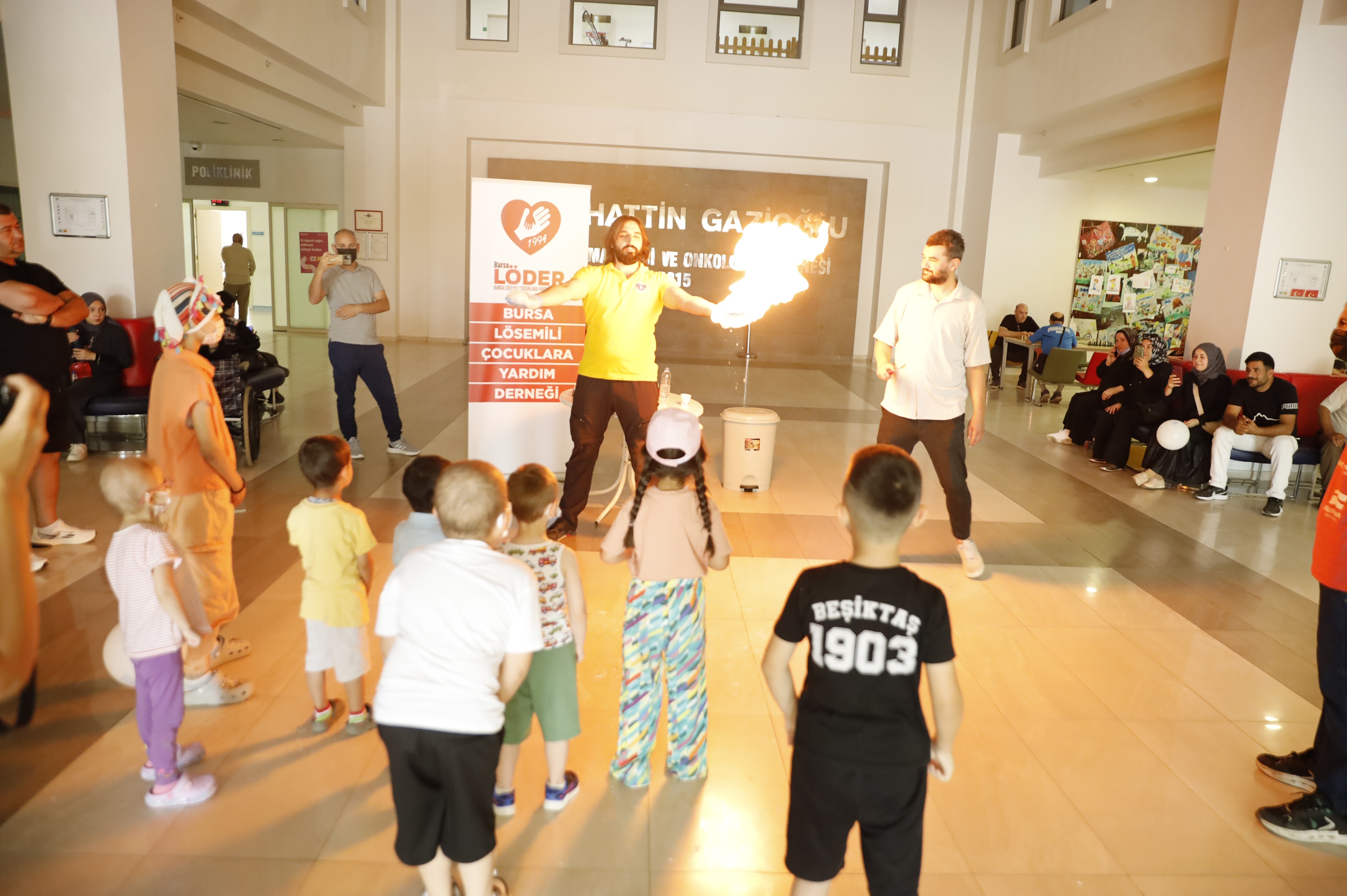 Büyükşehir’den lösemi tedavisi gören çocuklara moral