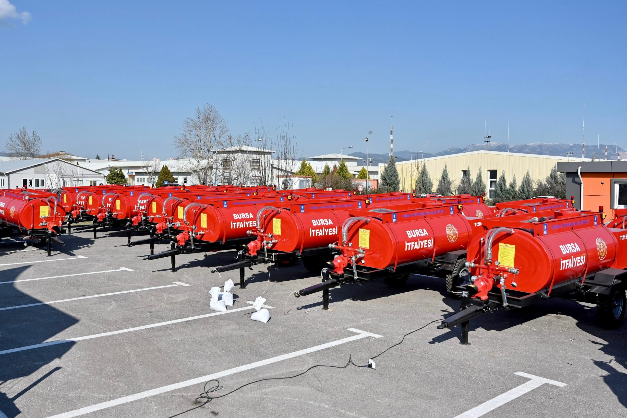 Büyükşehir tankerleri ile orman yangınlarına anında müdahale