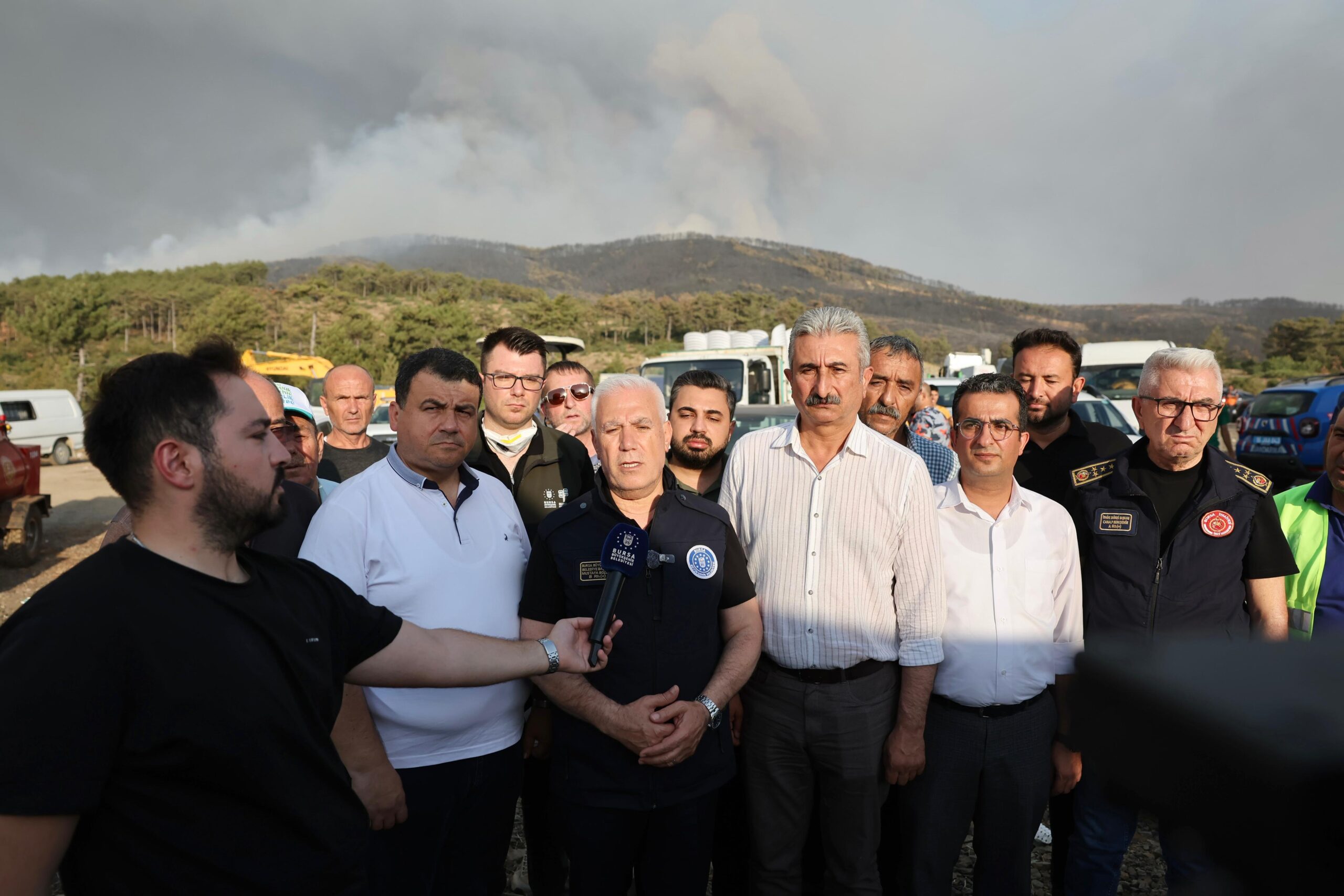 Başkan Bozbey: Yangının yönü belli değil, daha fazla hava desteği gerekli