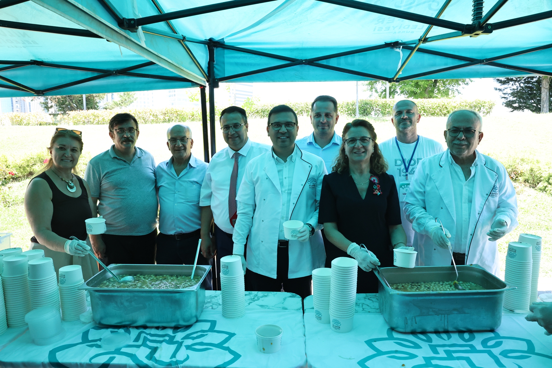 Nilüfer Belediyesi’nden şehit ve gazi yakınlarına aşure ikramı