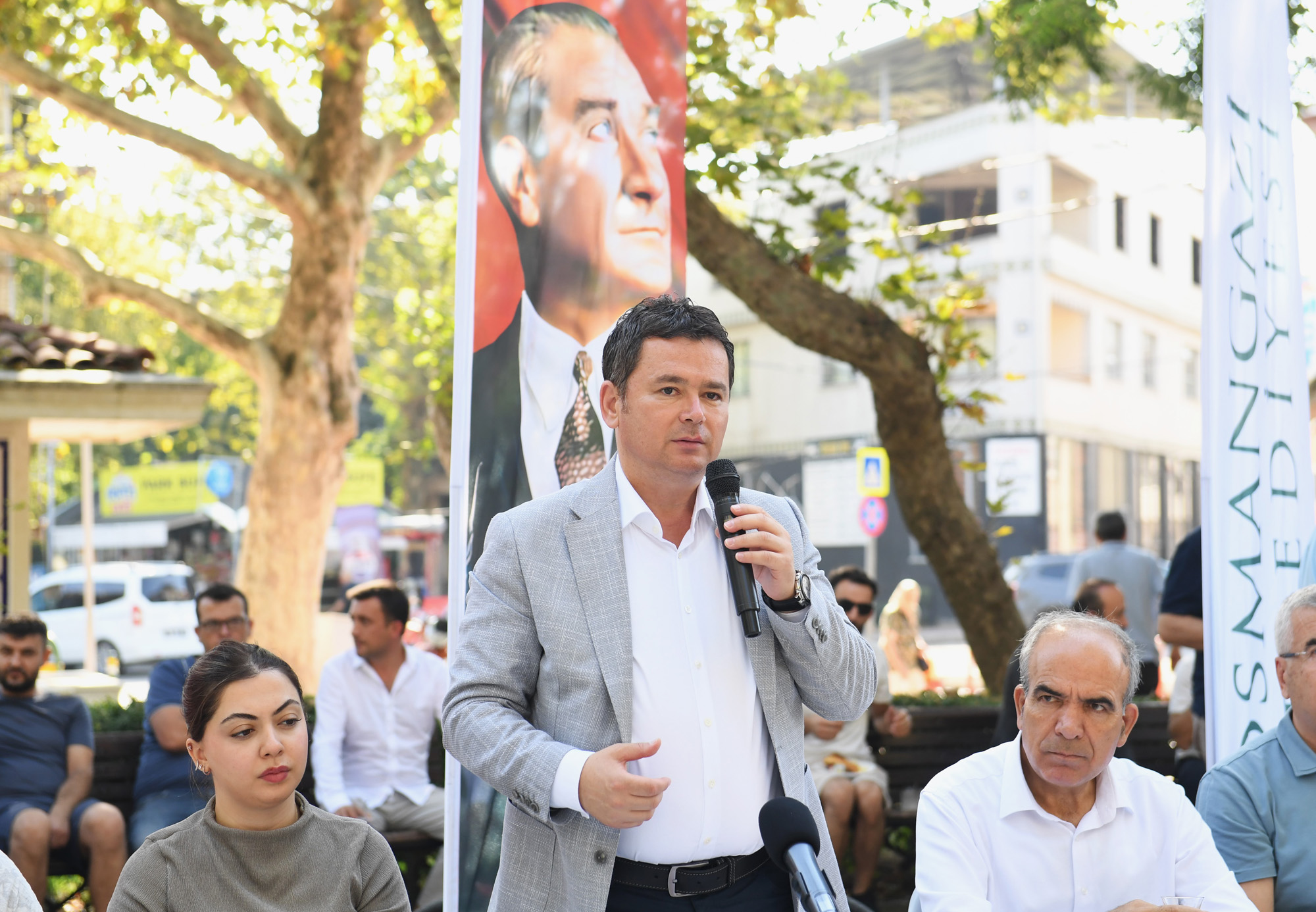 Başkan Aydın’dan 5 mahalleye müjde