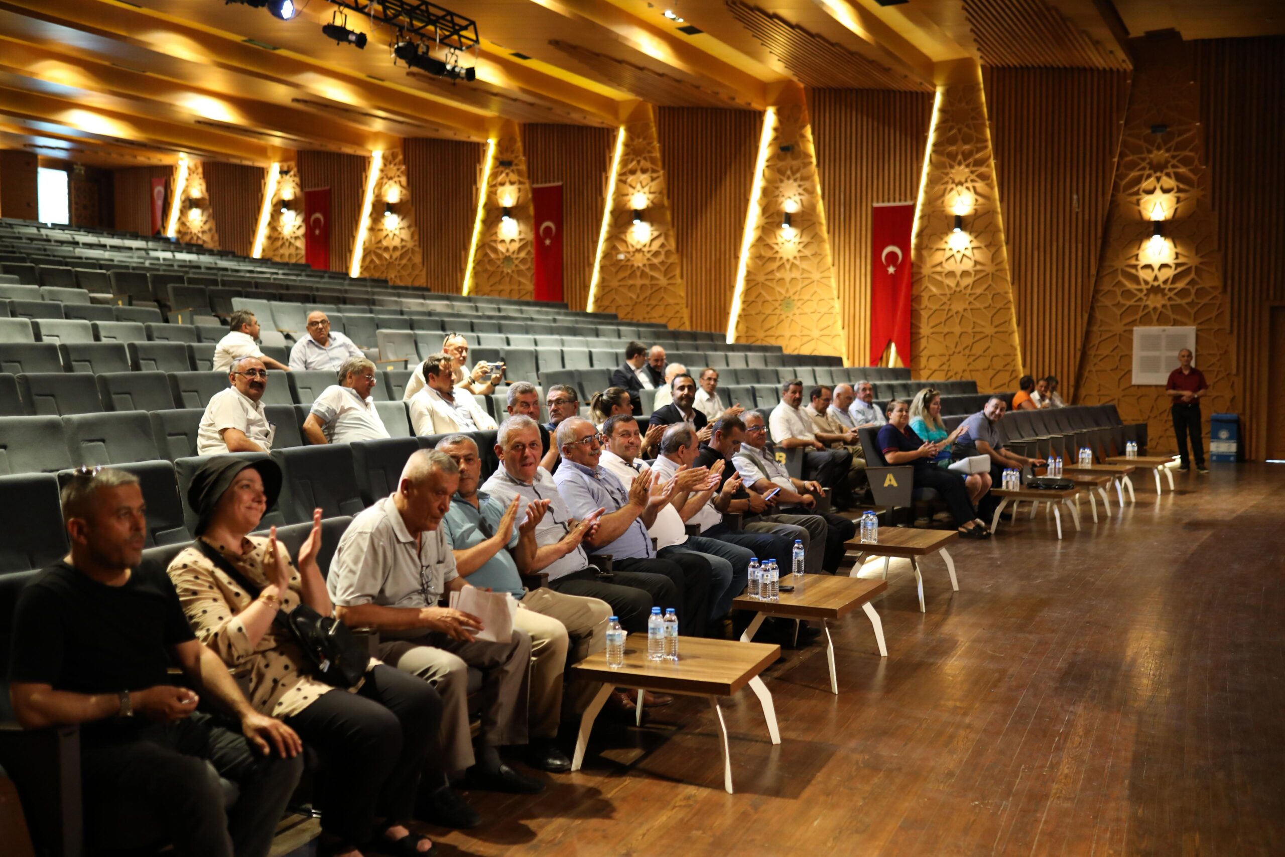 Başkan Deviren Muhtarlarla Buluştu