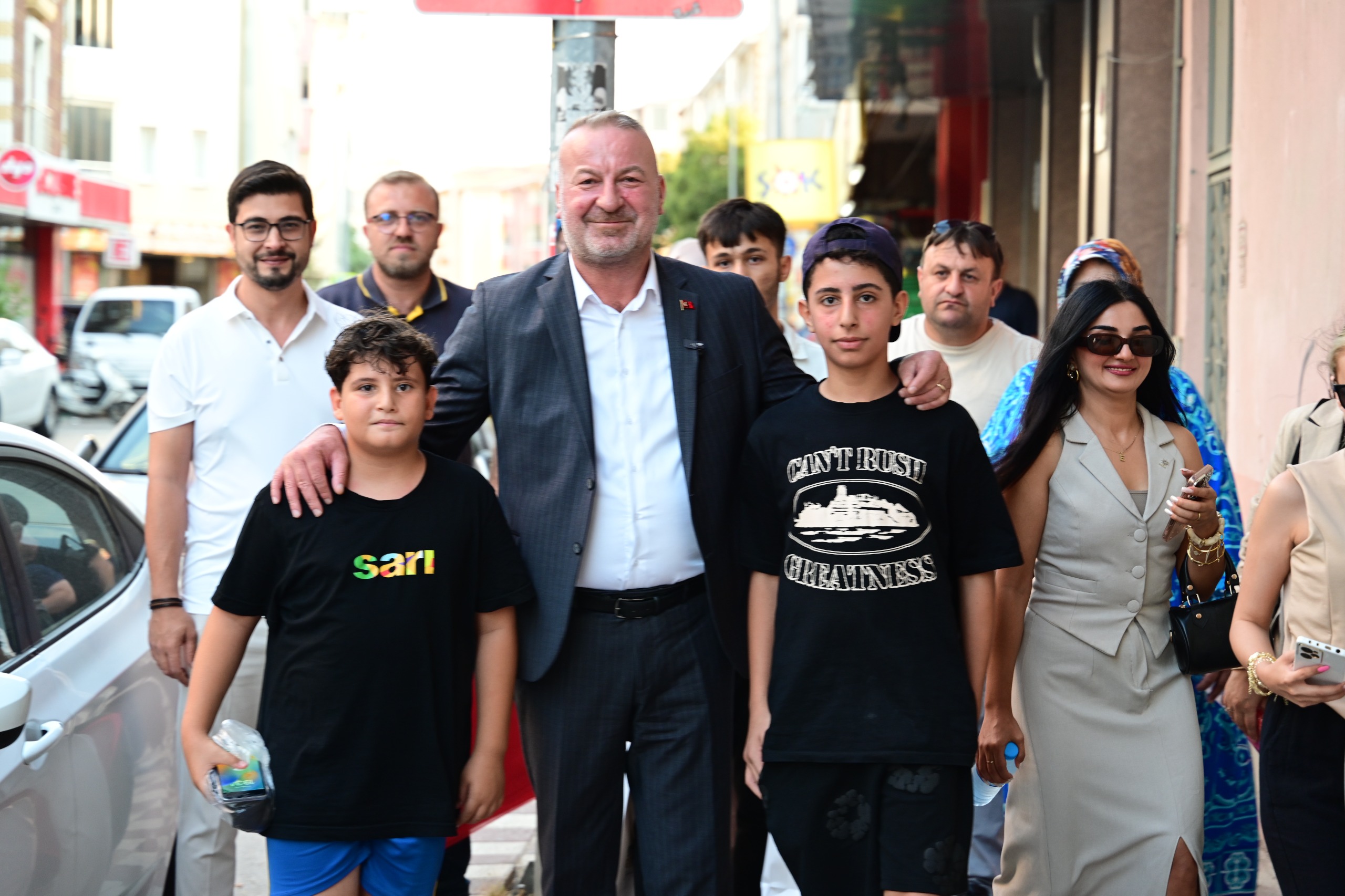 Karabatı’dan bayrağın gölgesinde milli birlik vurgusu