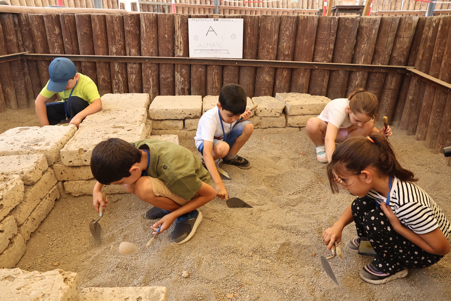 Nilüfer’de çocuklar arkeoloji ile tanışıyor