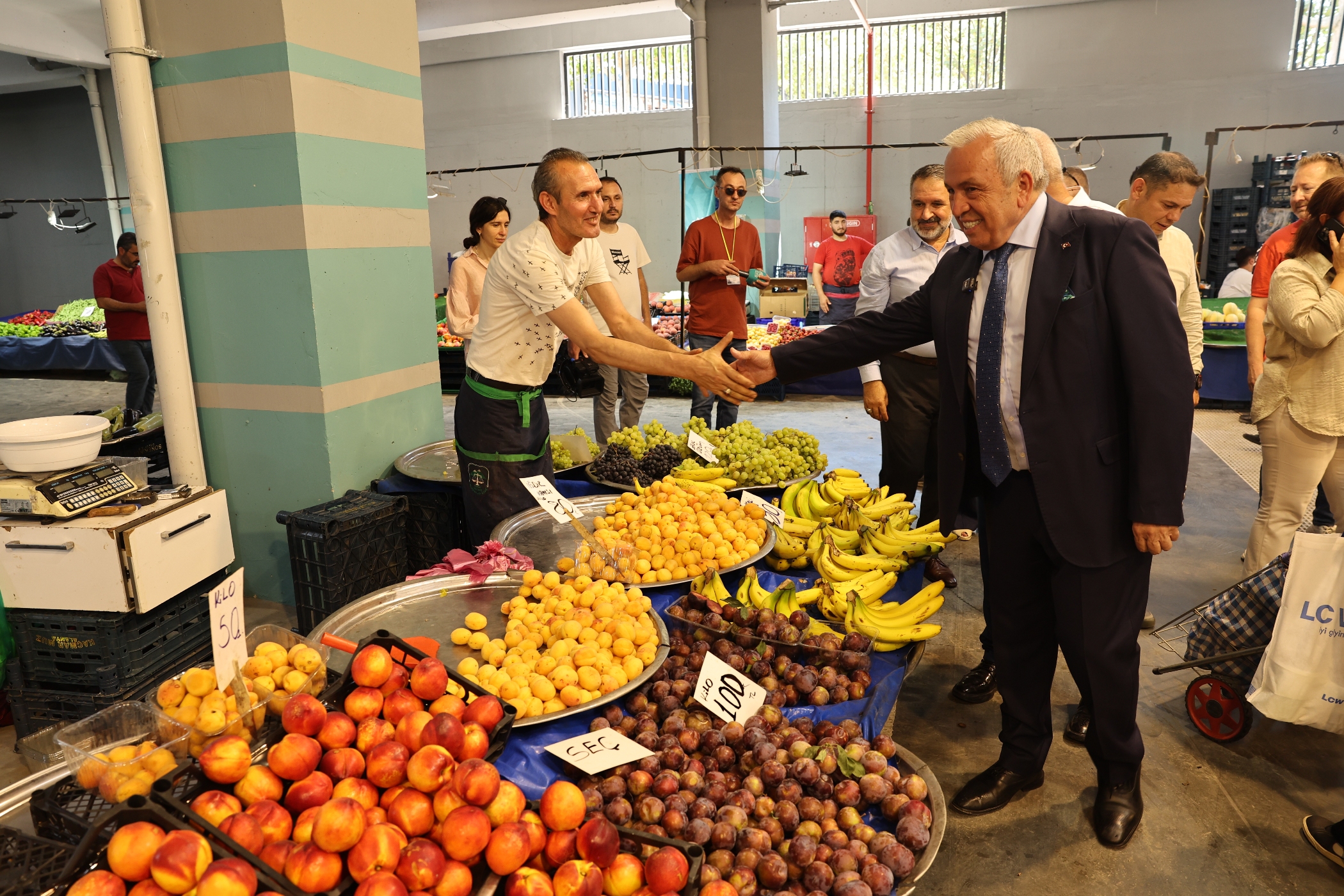 Kültür Mahallesi yeni pazar alanına kavuştu