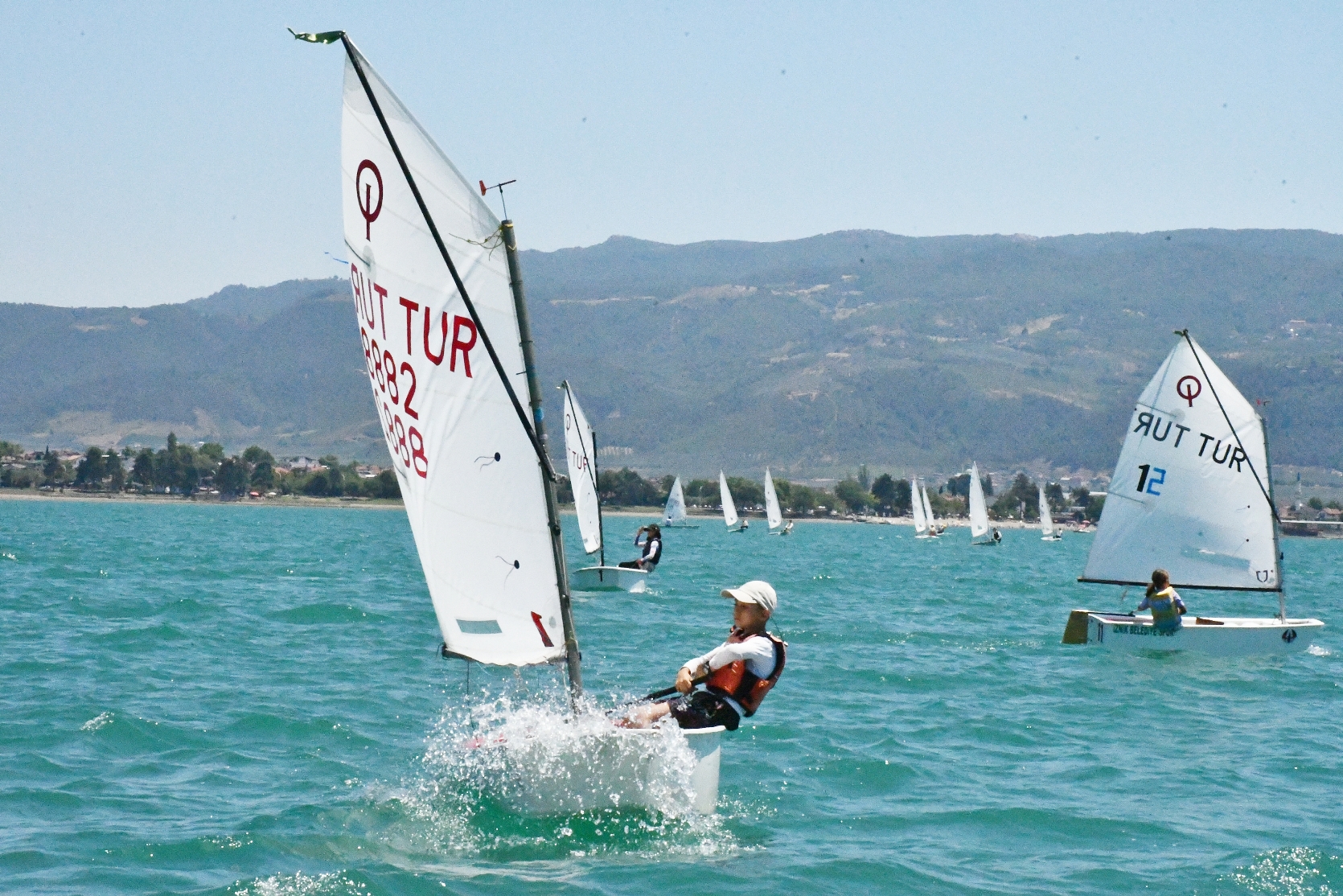 İznik Gölü’nde Görsel Şölen