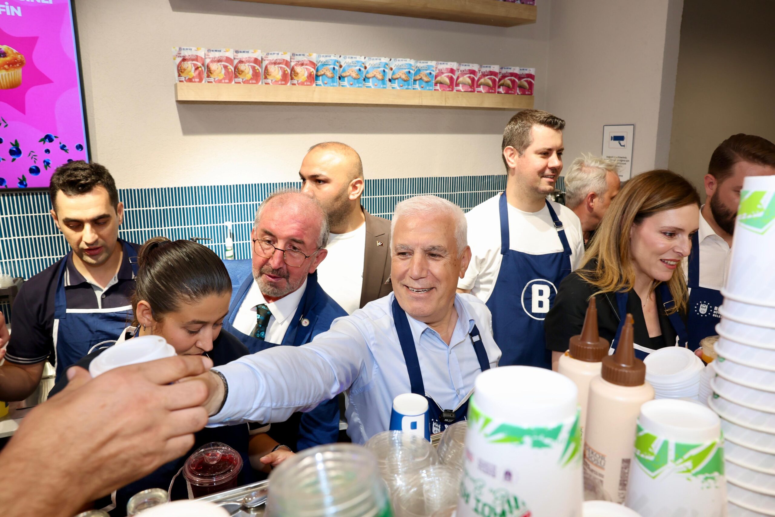 B Kafelerle mahalle kültürünü yaşatıyoruz