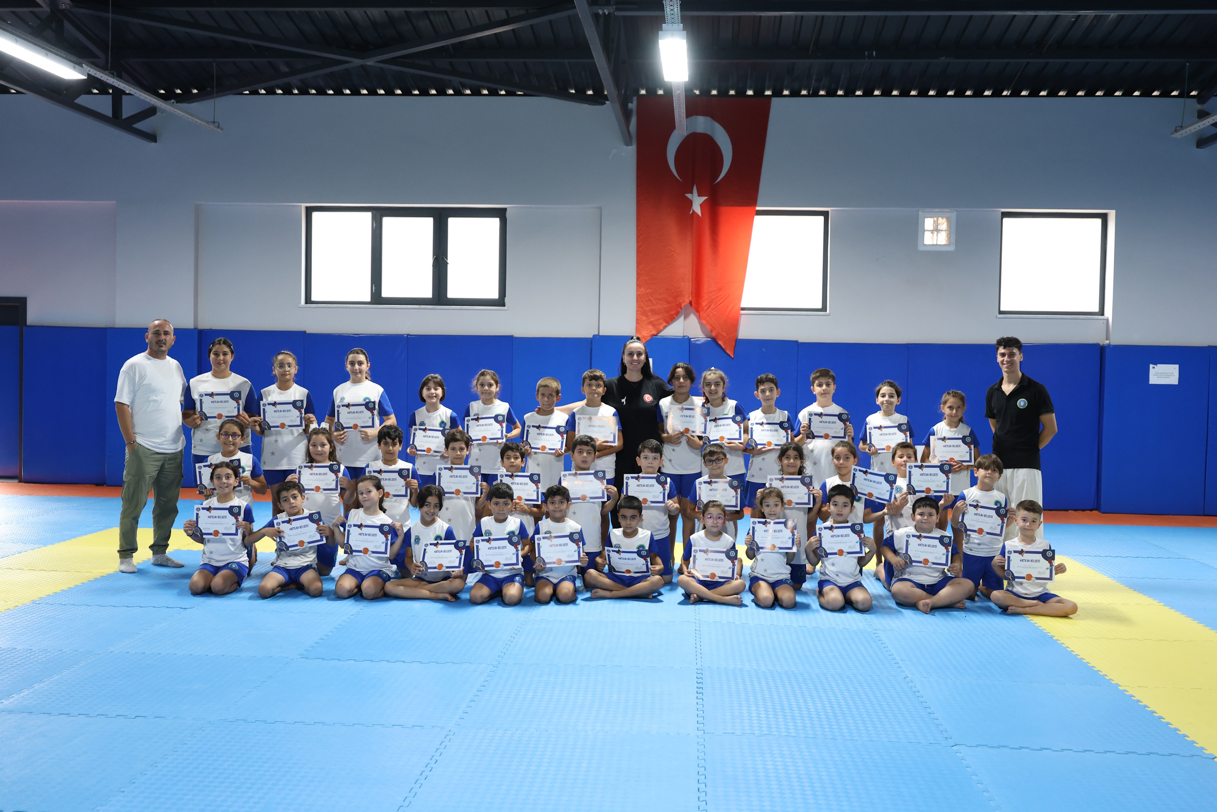 Büyükşehir Yaz Okulları’nda sertifika heyecanı