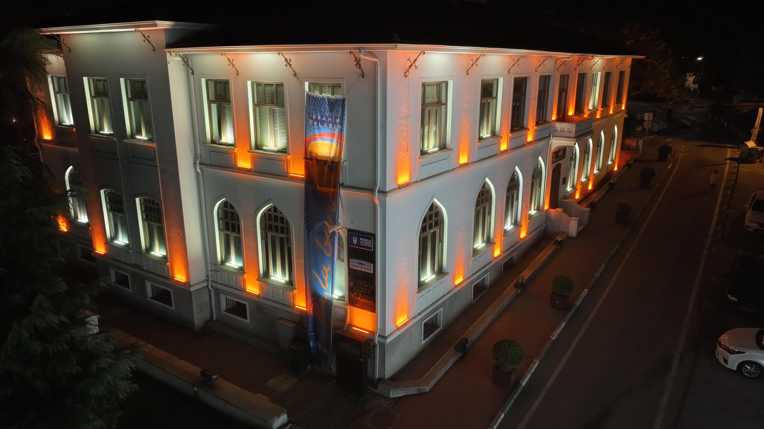 Müzeler geceleri de ziyarete açık