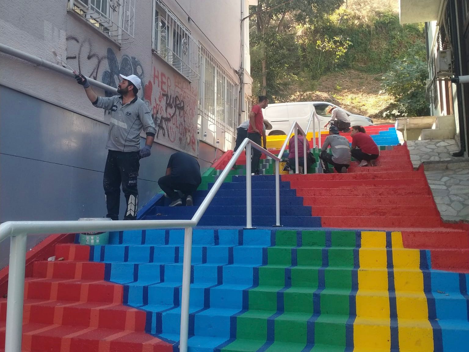 Bursa’da cadde ve sokaklar sanatla buluşuyor