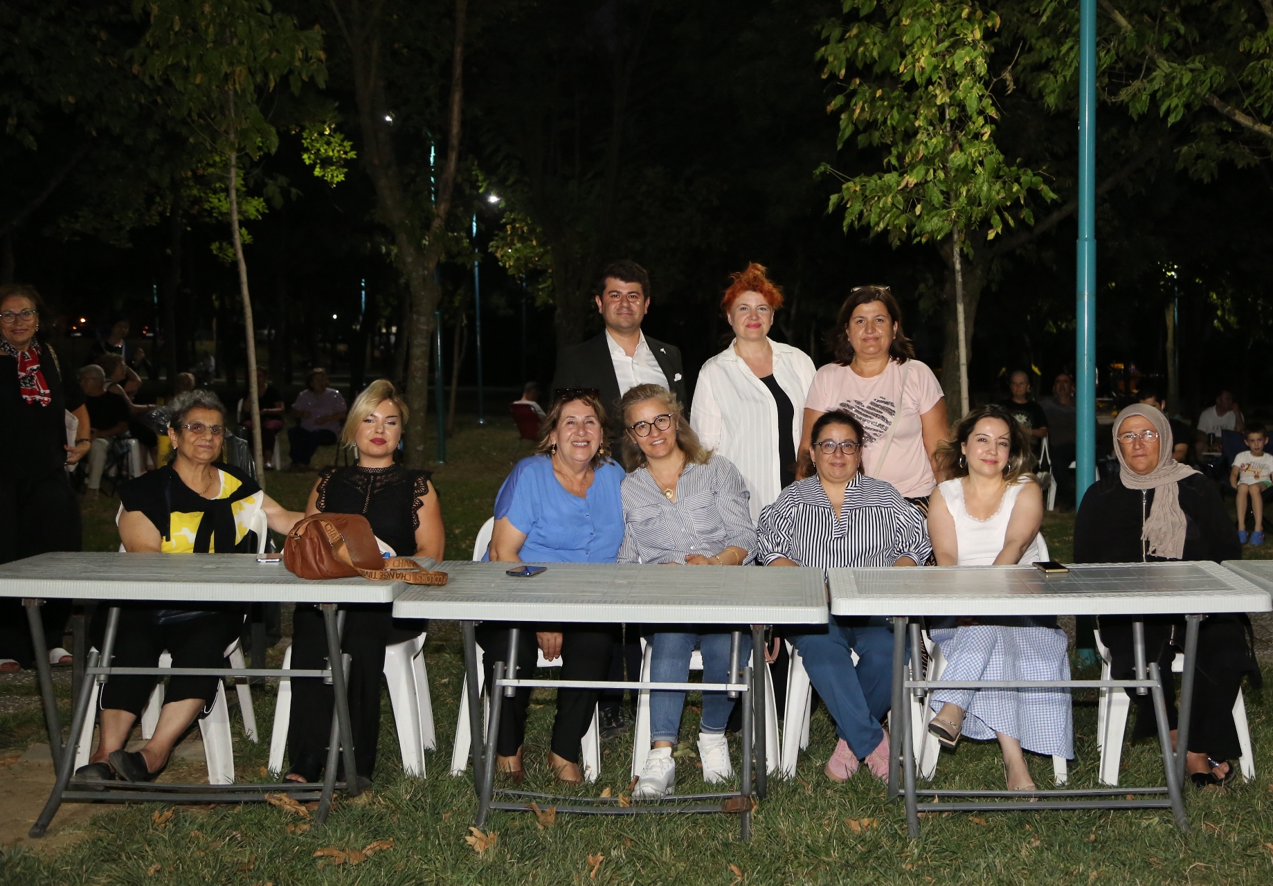 Ataevler Mahallesi’nde renkli gece