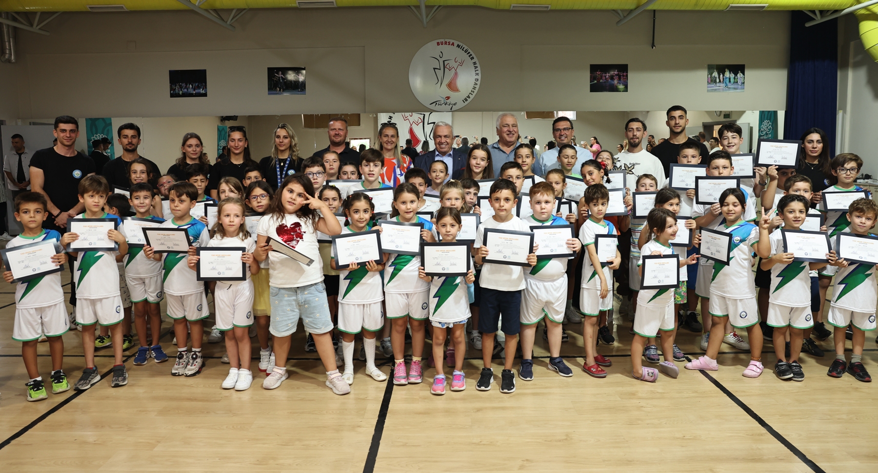 Nilüfer’de “Tam Gün Spor Etkinlikleri” renkli gösterilerle sona erdi