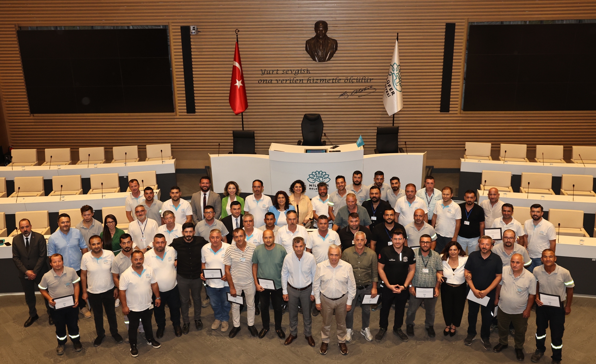 Yangınlarla mücadelede görev alan ekibe anlamlı teşekkür