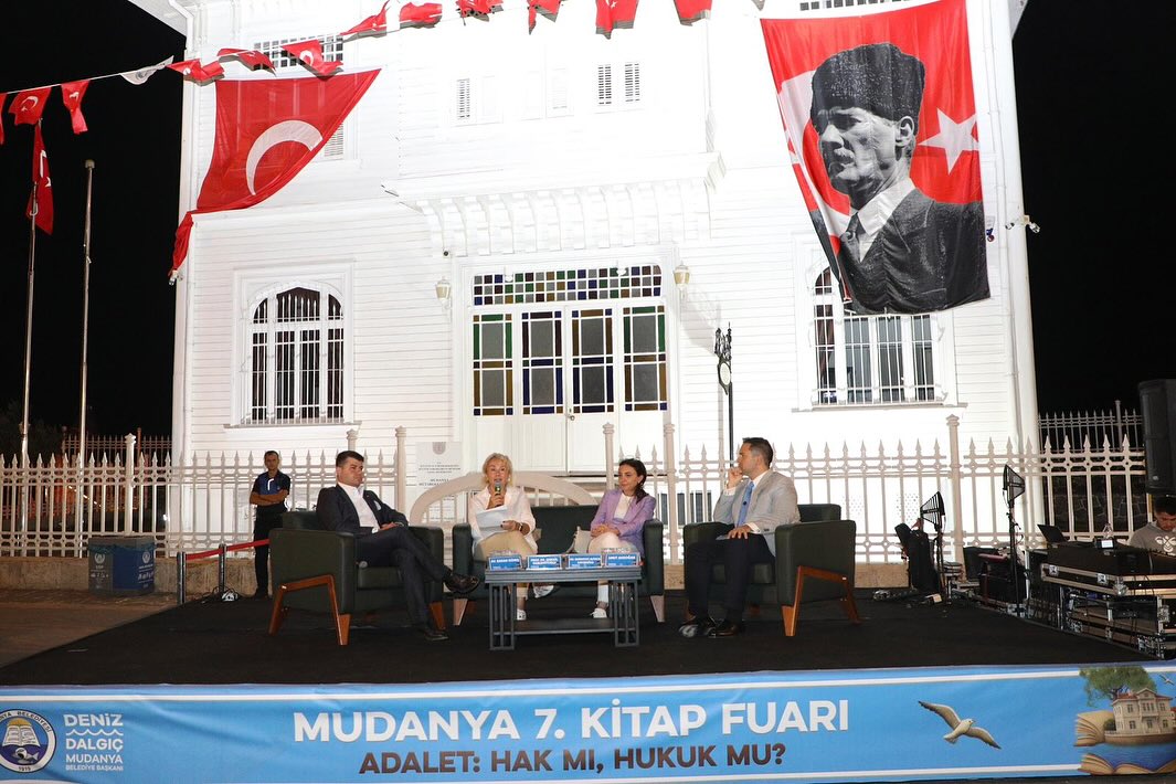 UMUT VE DAYANIŞMA MUDANYA KİTAP FUARI’NDA