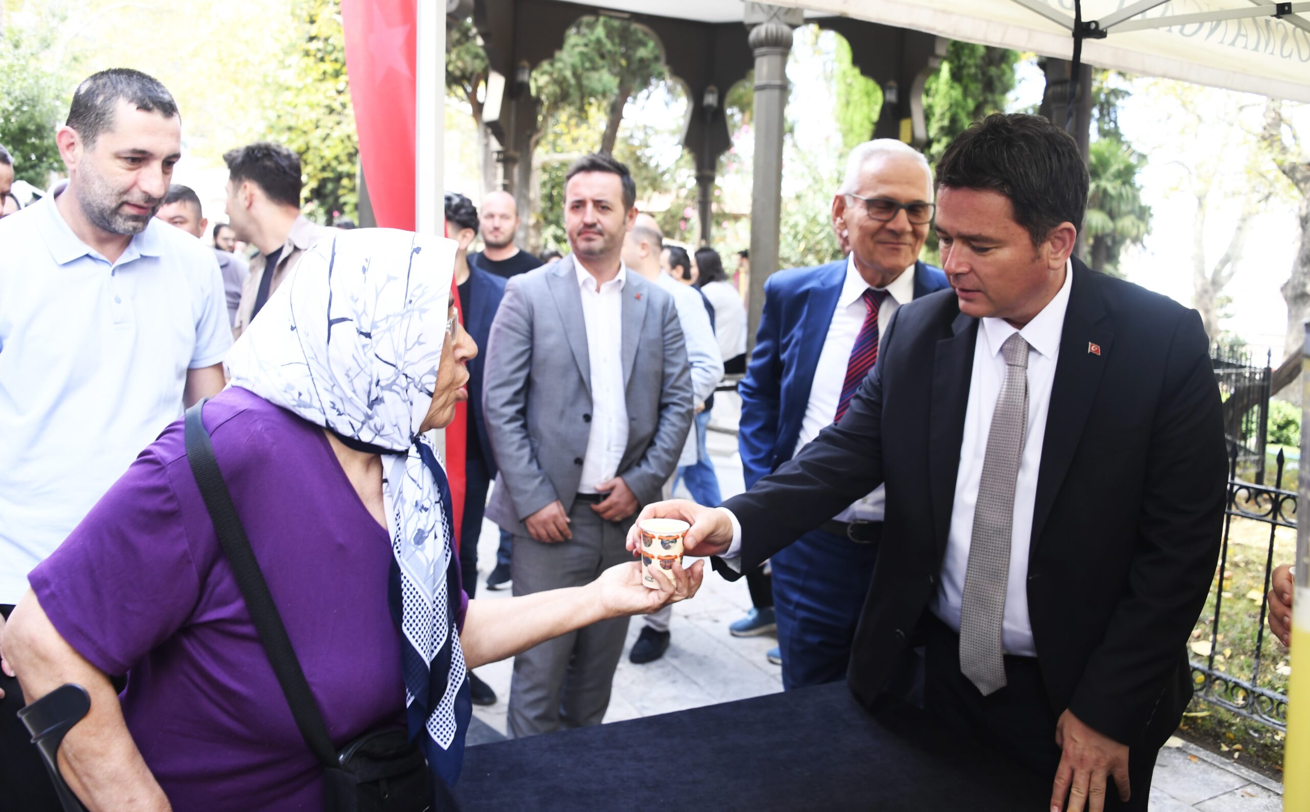 Başkan Aydın Muradiye’de vatandaşlarla bir araya geldi