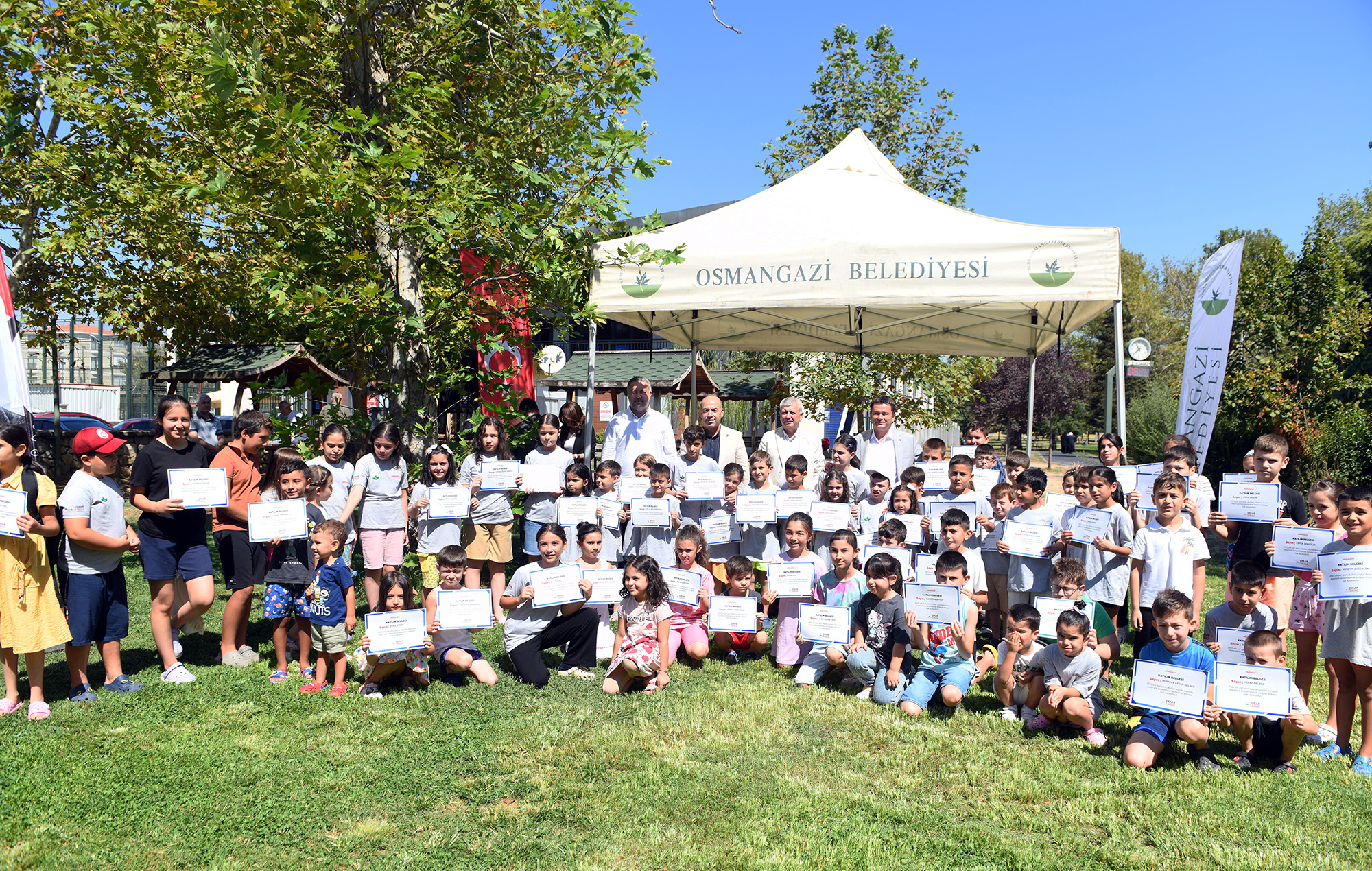 Osmangazi’de 8 bin 24 çocuk yüzme keyfi yaşadı