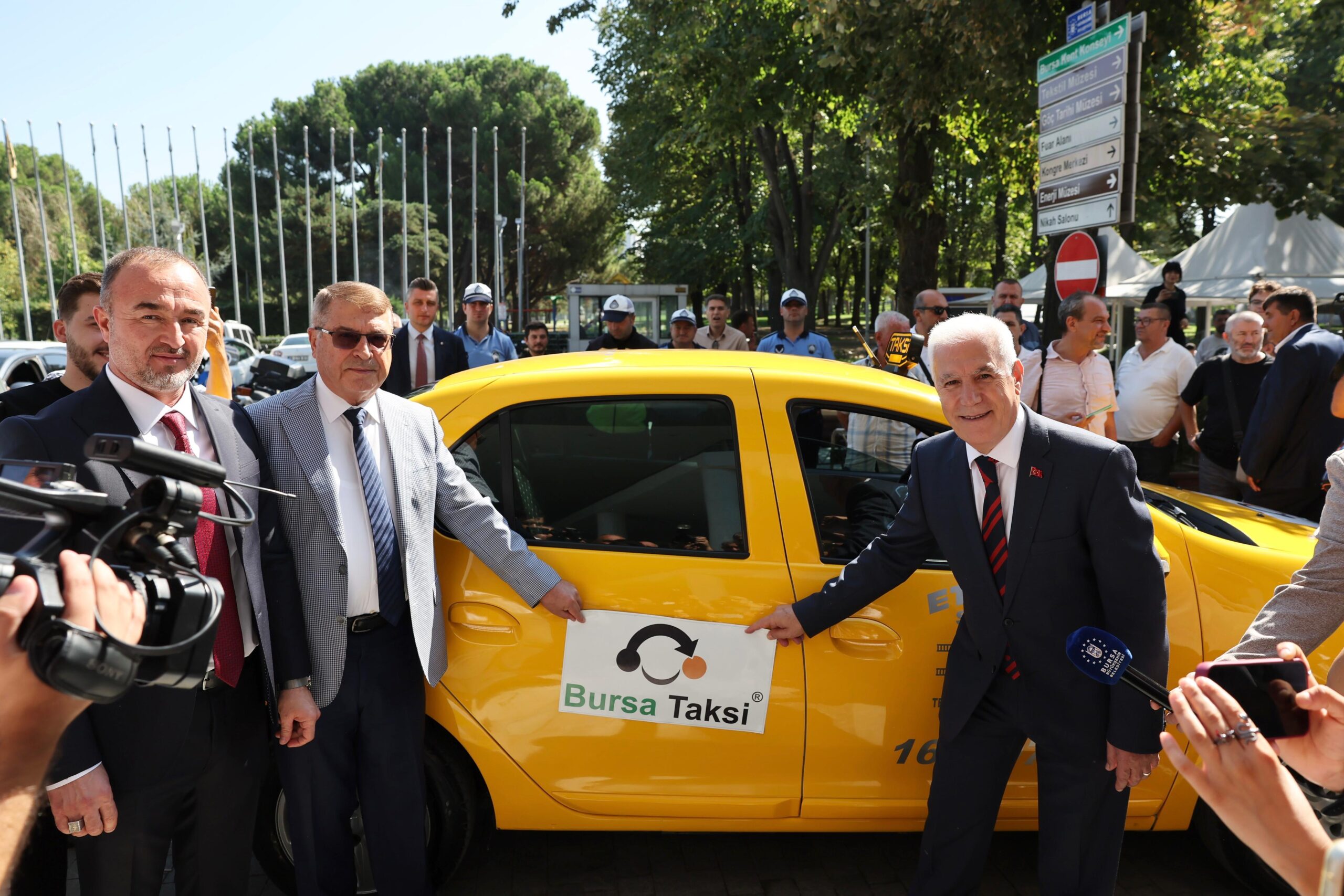 Türkiye'ye öncü 'Bursa Taksi' yollarda