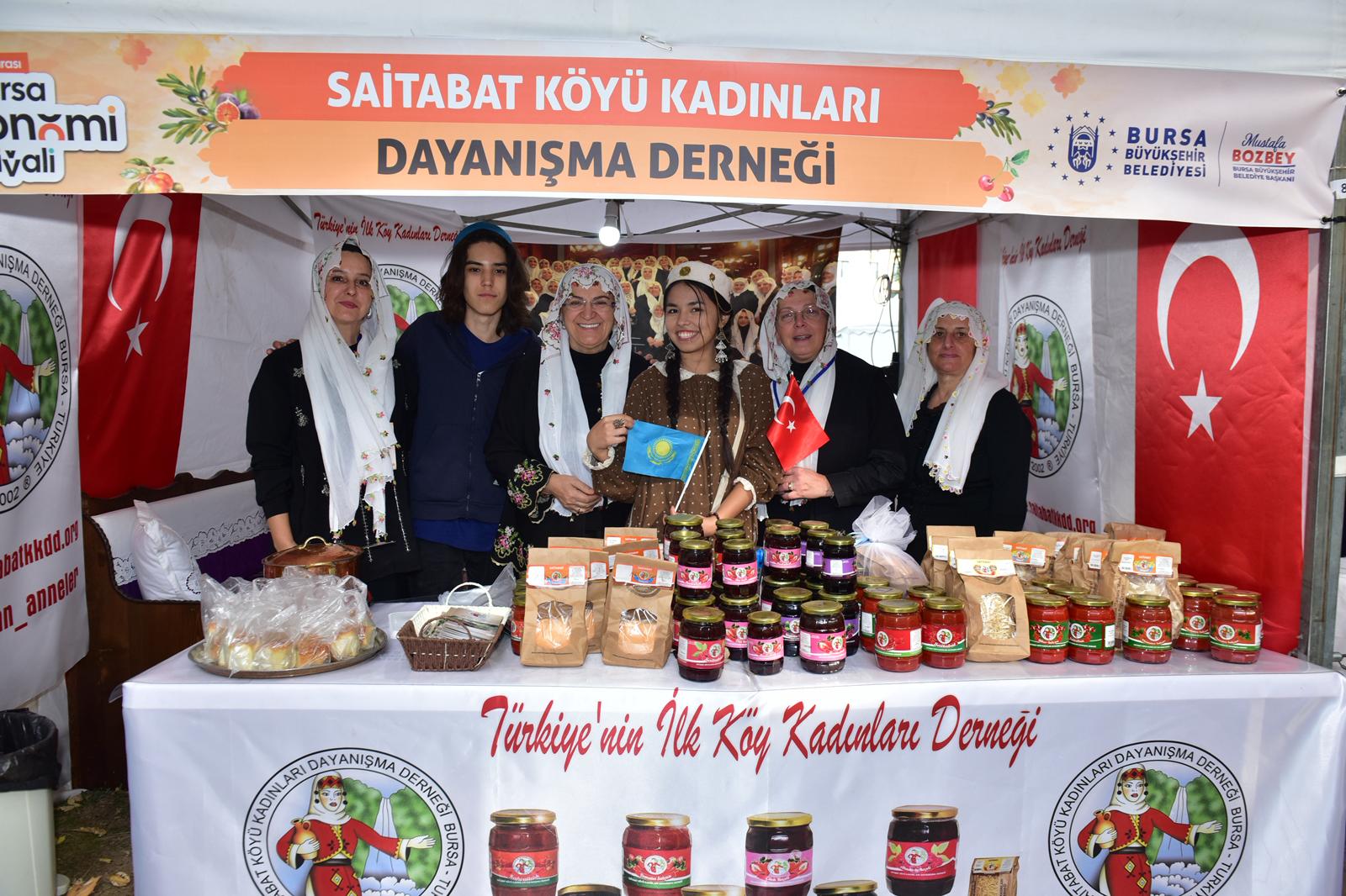 Kadın emeği festivale güç kattı