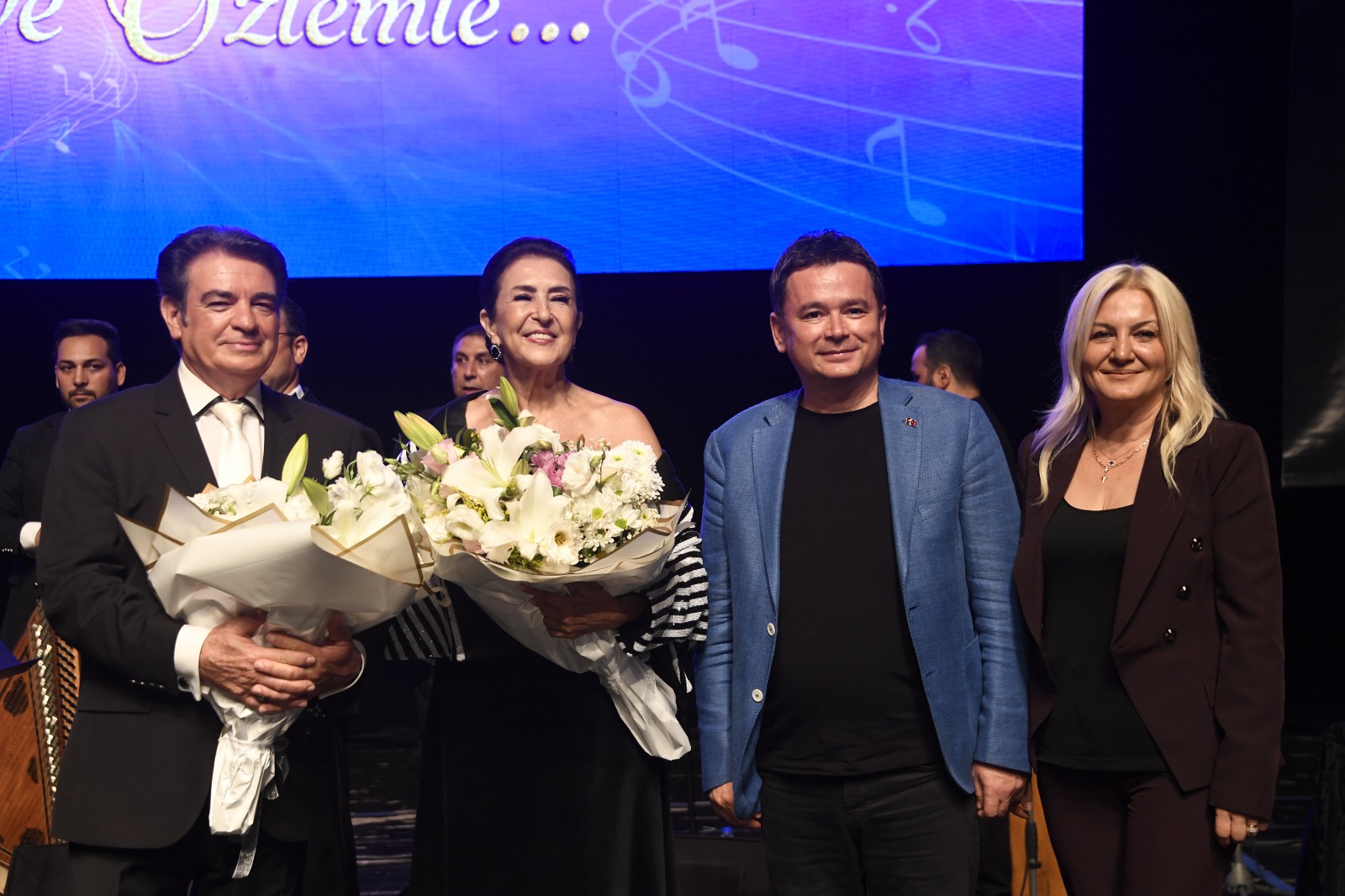 Sanat Güneşi Zeki Müren Osmangazi’de en sevilen şarkılarıyla anıldı