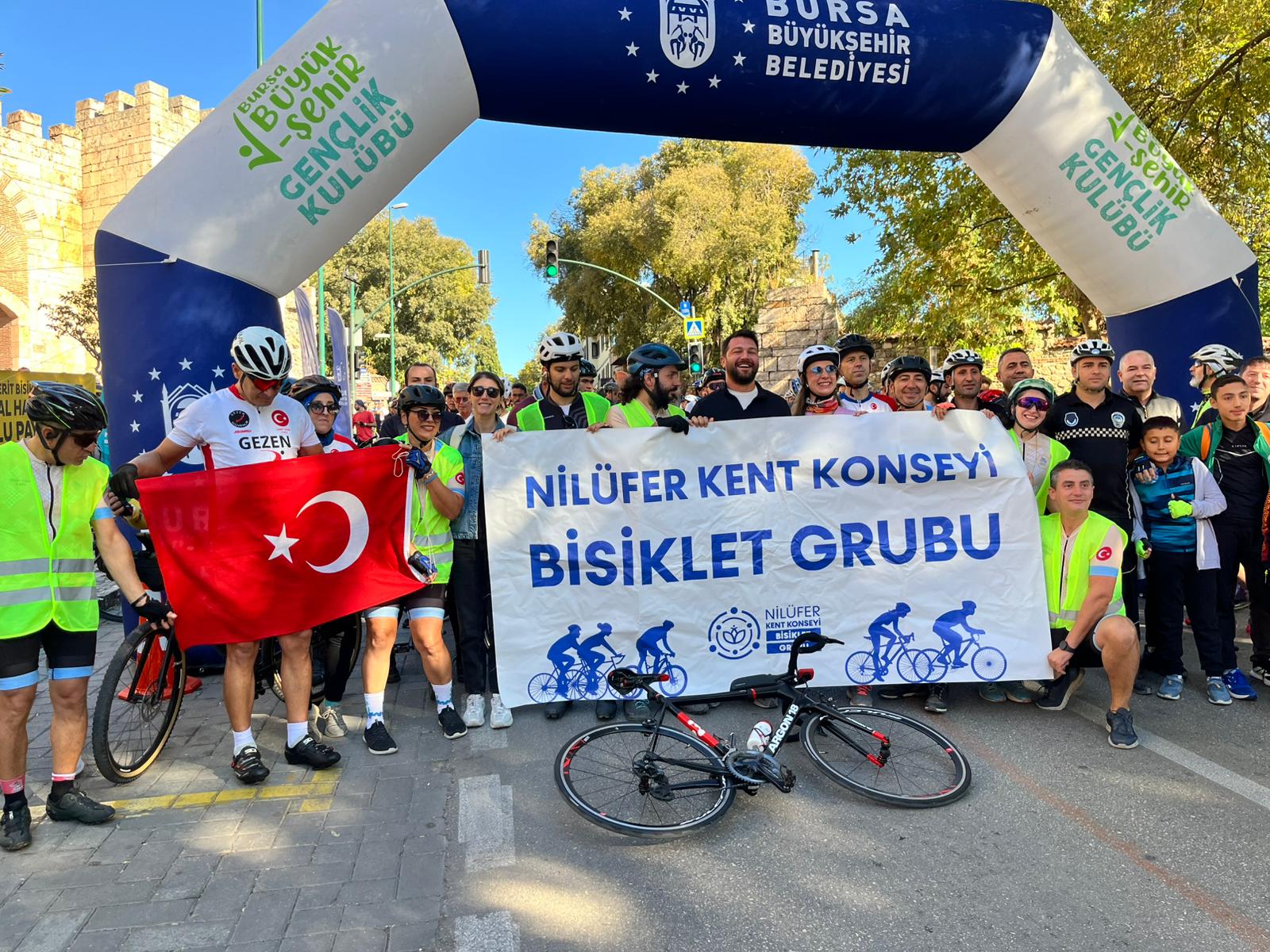 Pedallar iyilik için döndü