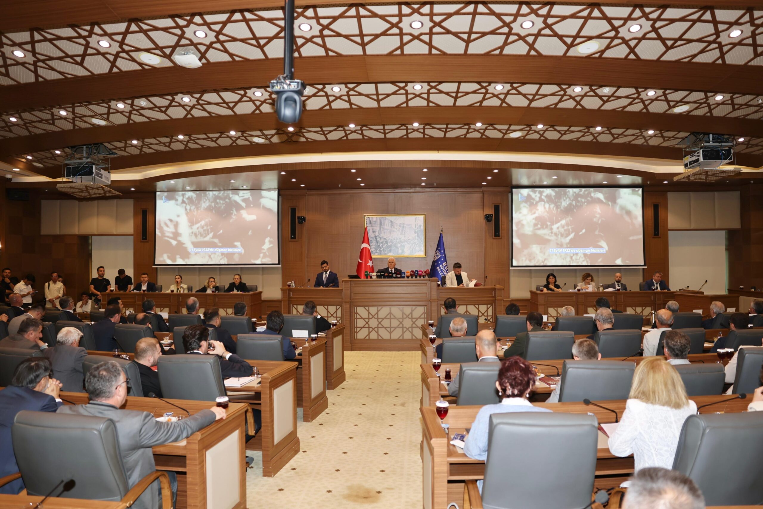 Başkan Bozbey, “Bursa’mızın kurtuluşu kutlu olsun”