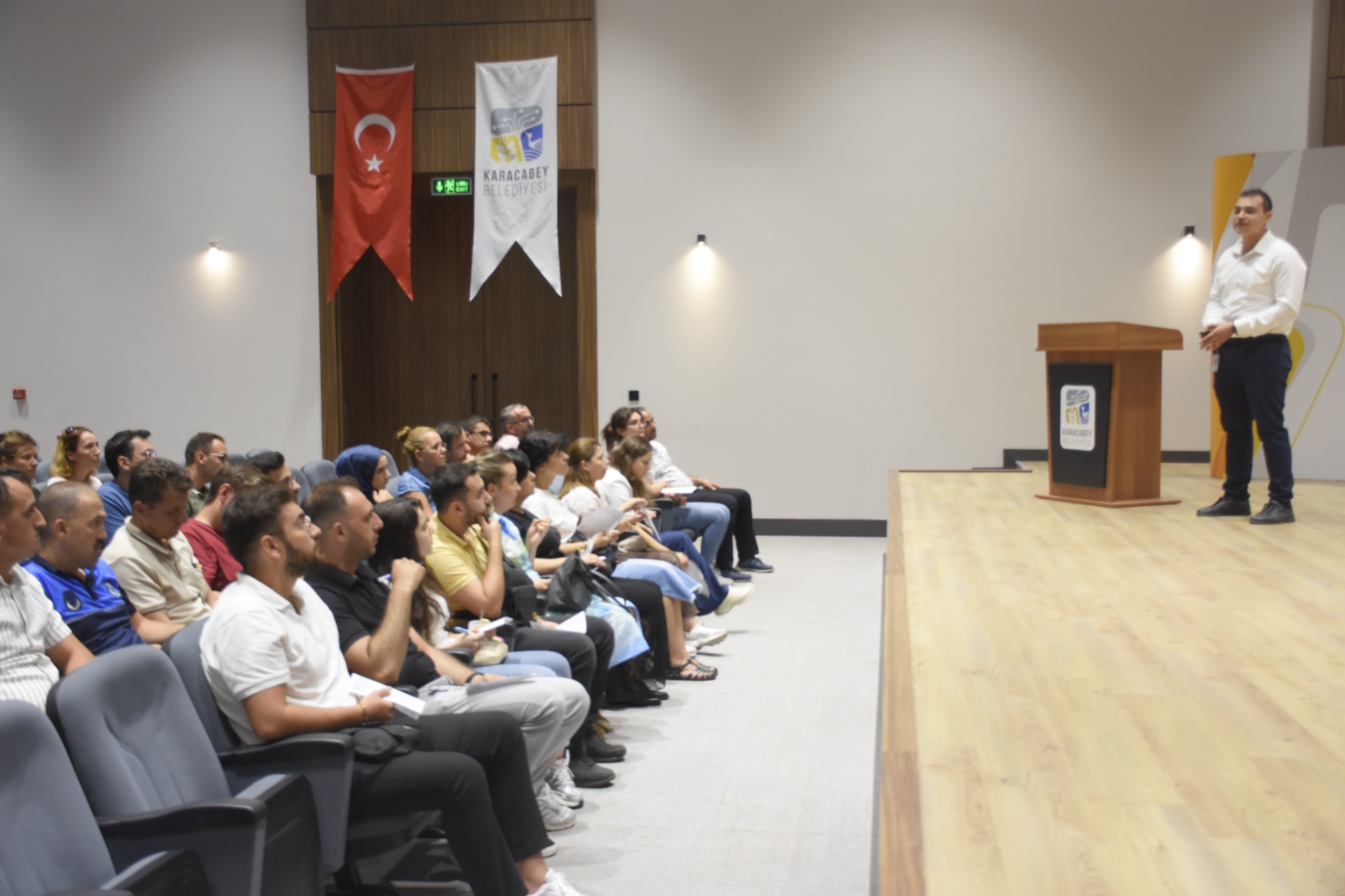 Karacabey Belediyesi’nden lösemi farkındalık semineri