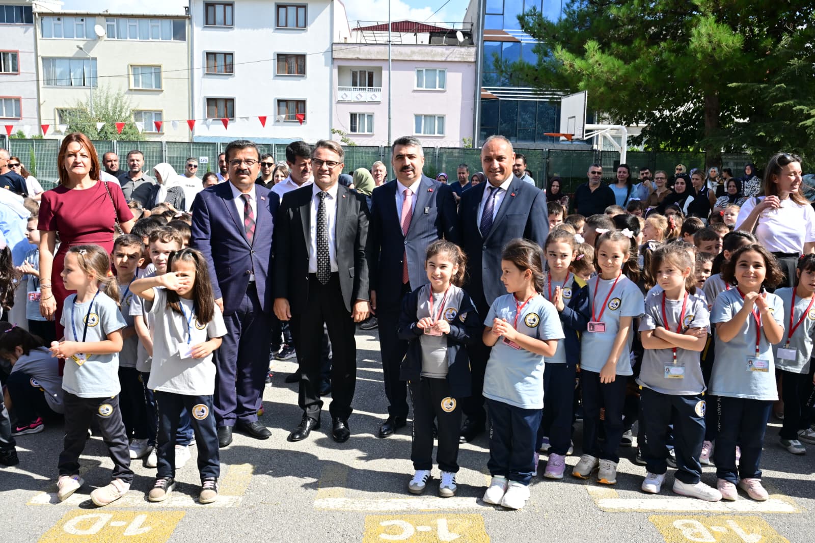 BAŞKAN YILMAZ’DAN ÖĞRENCİLERE ALTIN ÖĞÜTLER