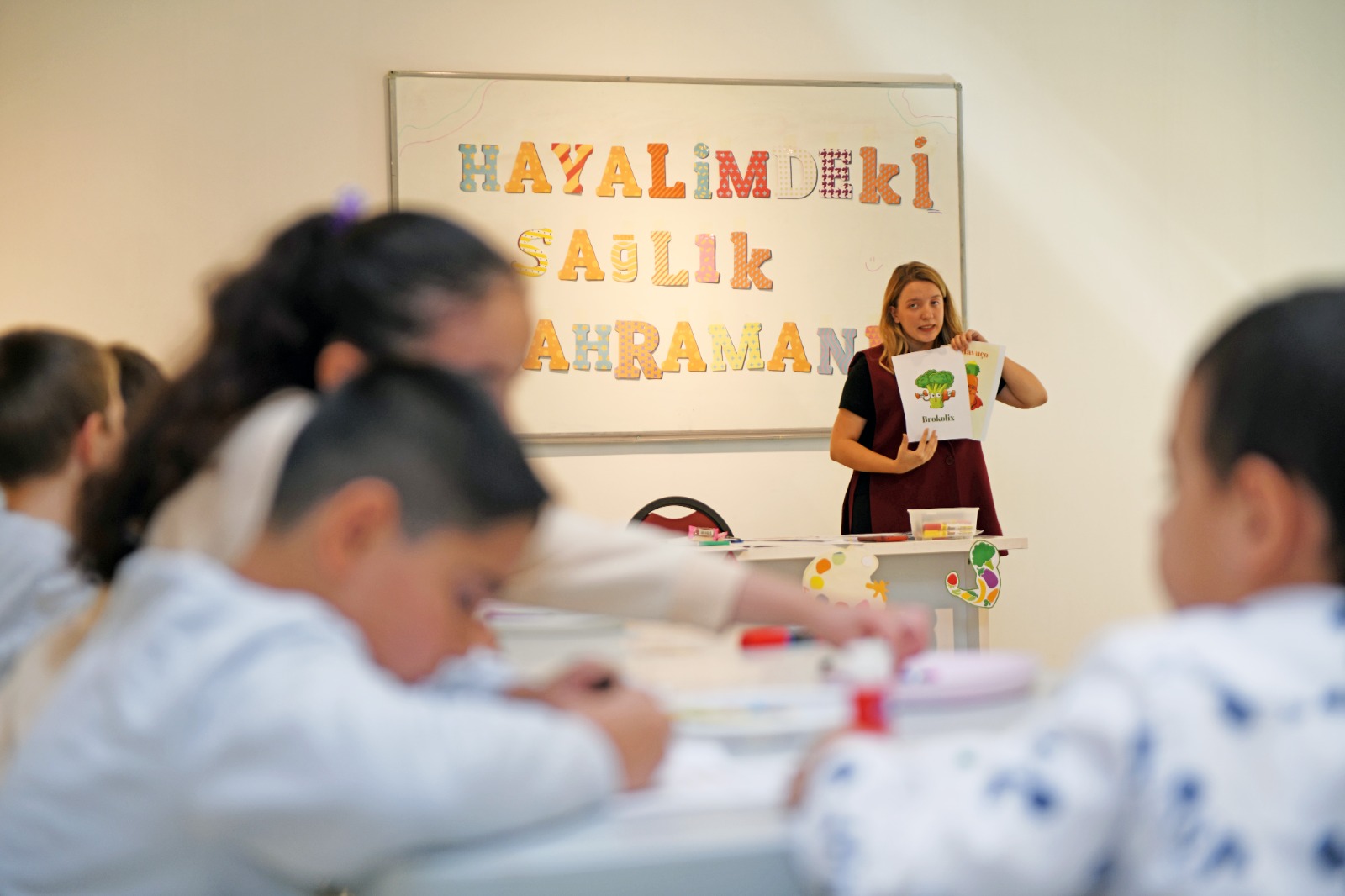 Osmangazi’de çocuklar oyunlar oynayarak sağlıklı beslenmeyi öğreniyor