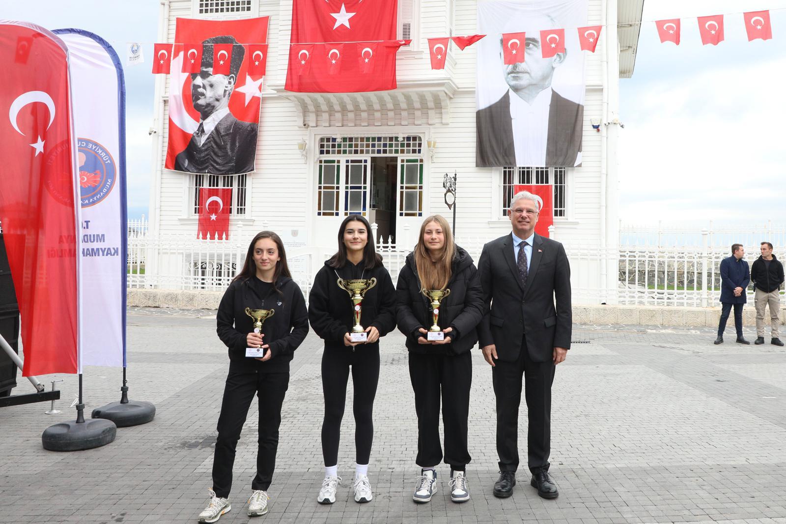 MUDANYA’DA ATILAN 103 YILLIK BARIŞ İMZASI COŞKUYLA KUTLANDI