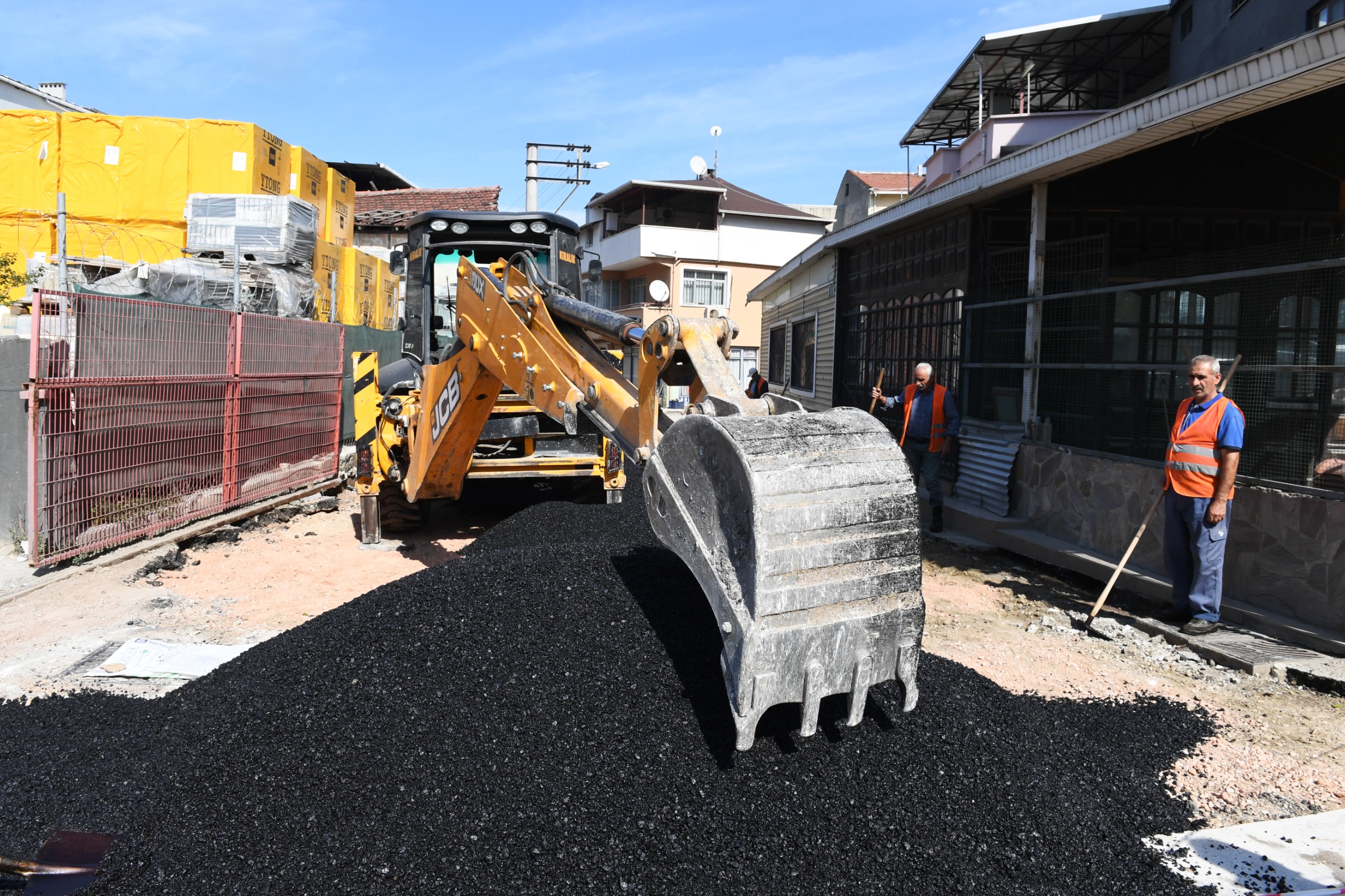 Kaliteli ulaşım için Osmangazi’nin yollarında çalışma var