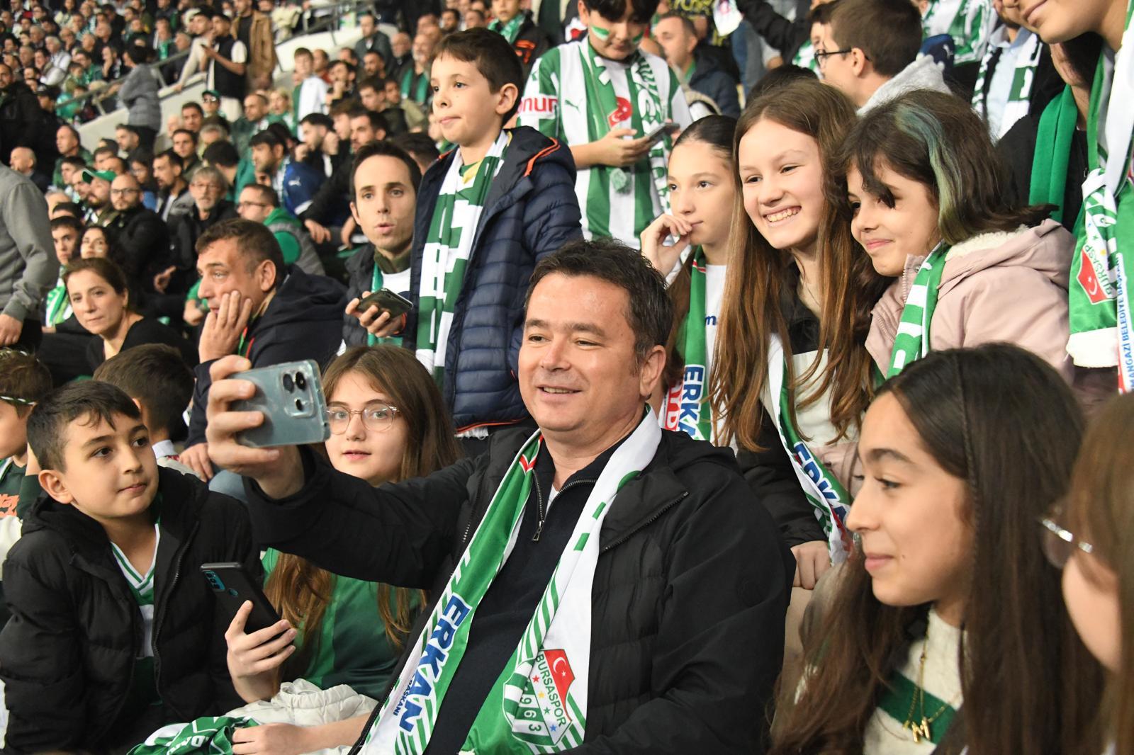 Osmangazi Belediyesi’nden Bursaspor’a taraftar desteği