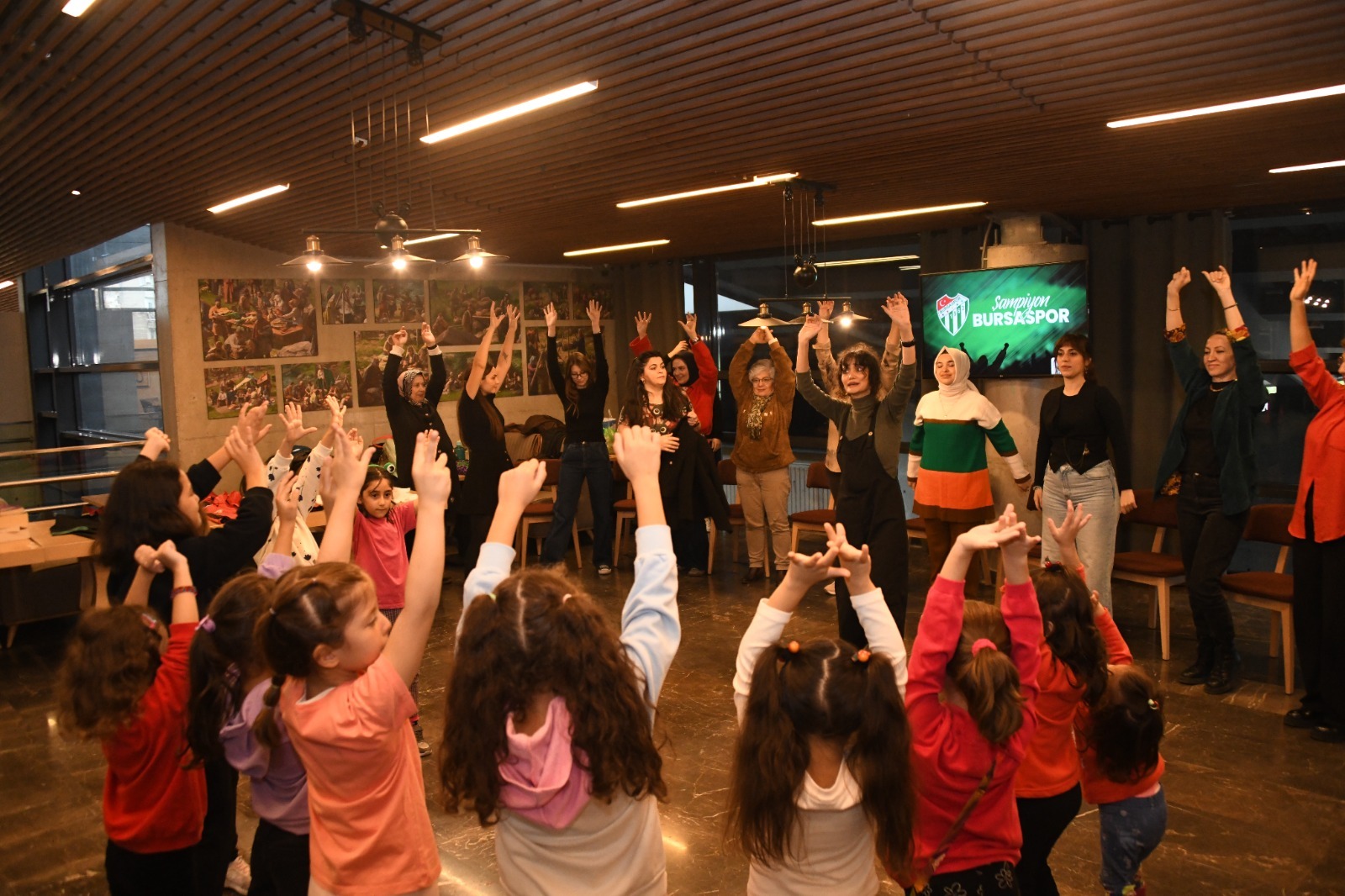 Osmangazi’de Dünya Kız Çocukları Günü Anlamlı Etkinliklerle Kutlandı