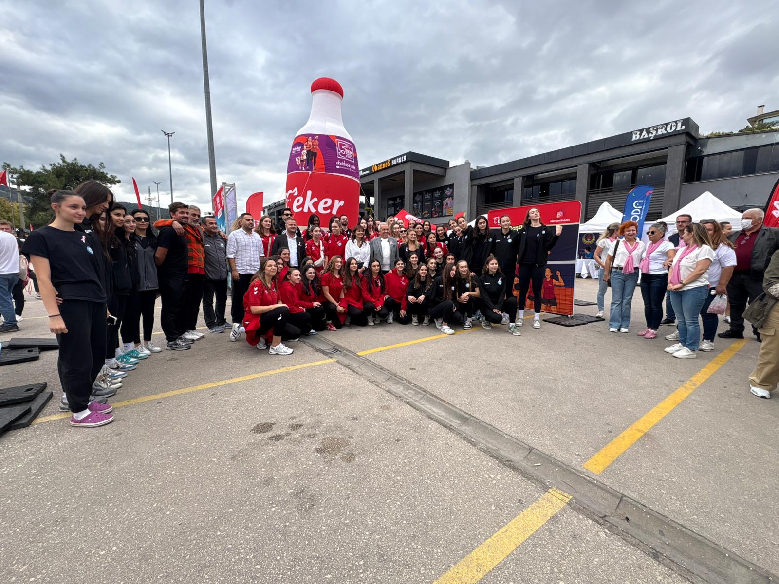 Nilüfer Belediyespor Eker taraftarıyla buluştu