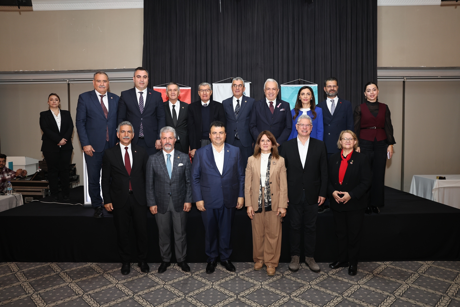 Yerel demokrasinin kalbi Nilüfer’de attı