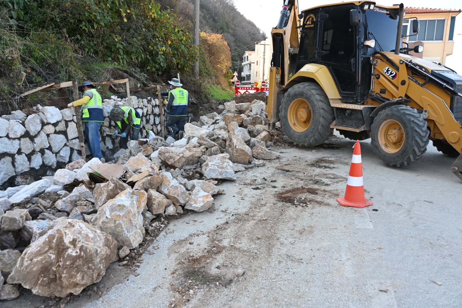 Karacabey Belediyesi’nden Yeniköy’e modern dokunuşlar