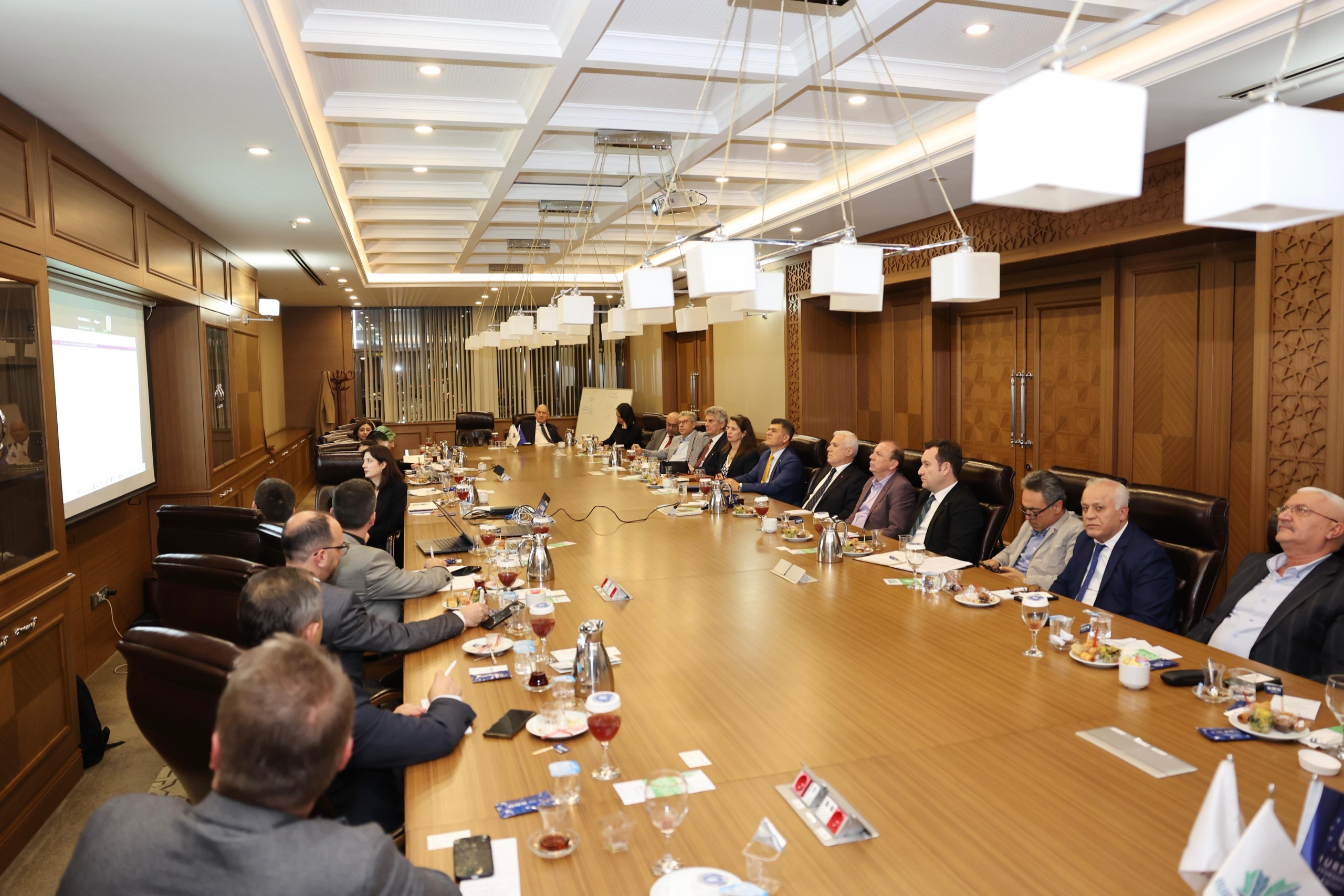 “Su tüketen sanayi tartışılmalı"