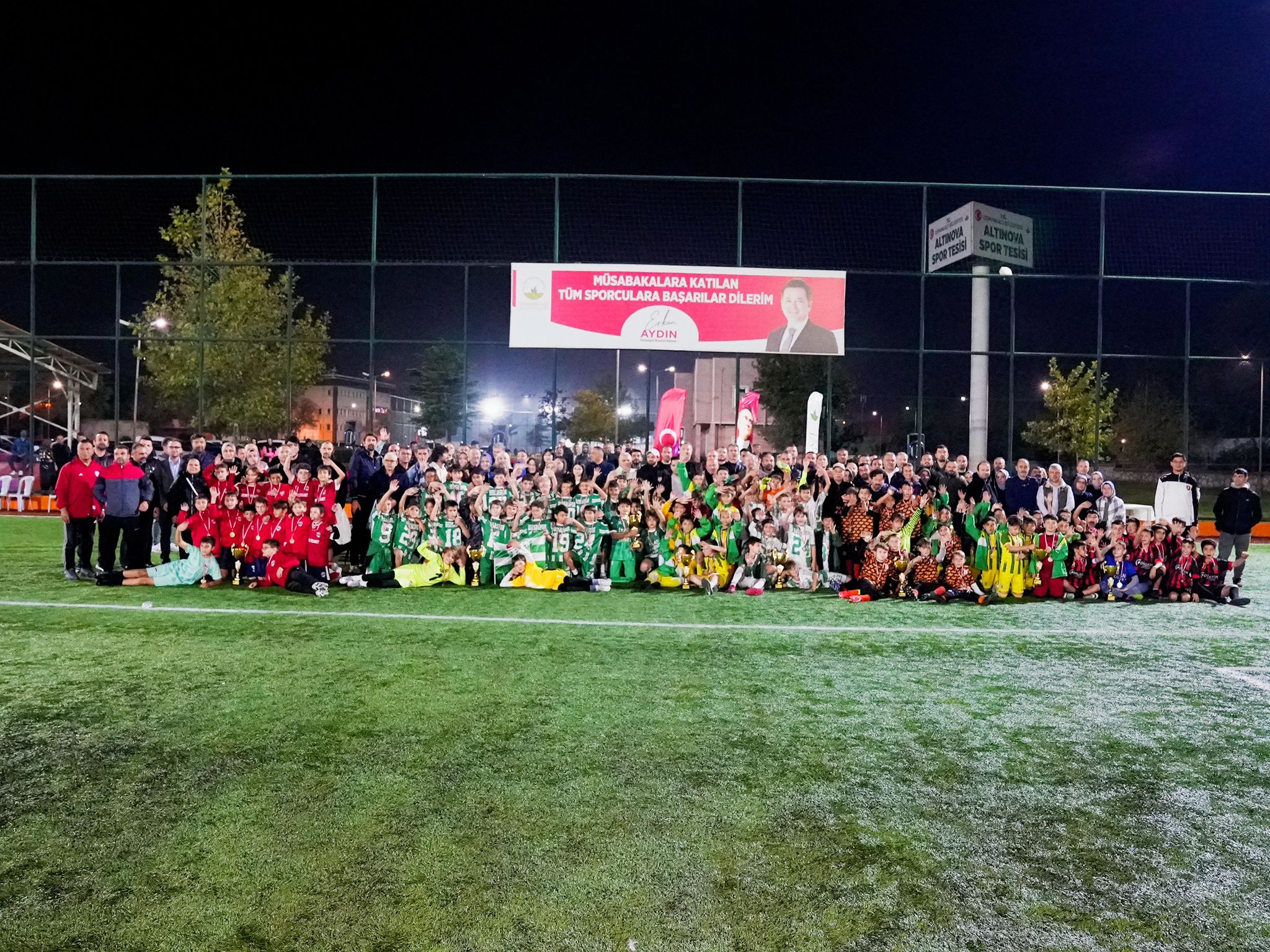 Osmangazi’de Cumhuriyetin Işığı Sporla Birleşti