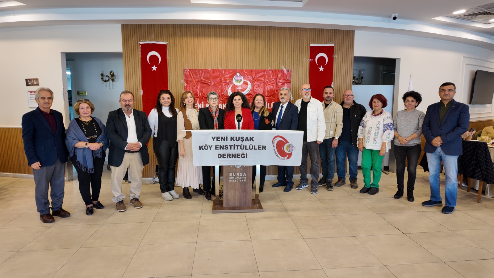 Bursa'da Yeni Kuşak Köy Enstitüleri Derneği'nden Yoğun Katılımlı Kahvaltı Programı