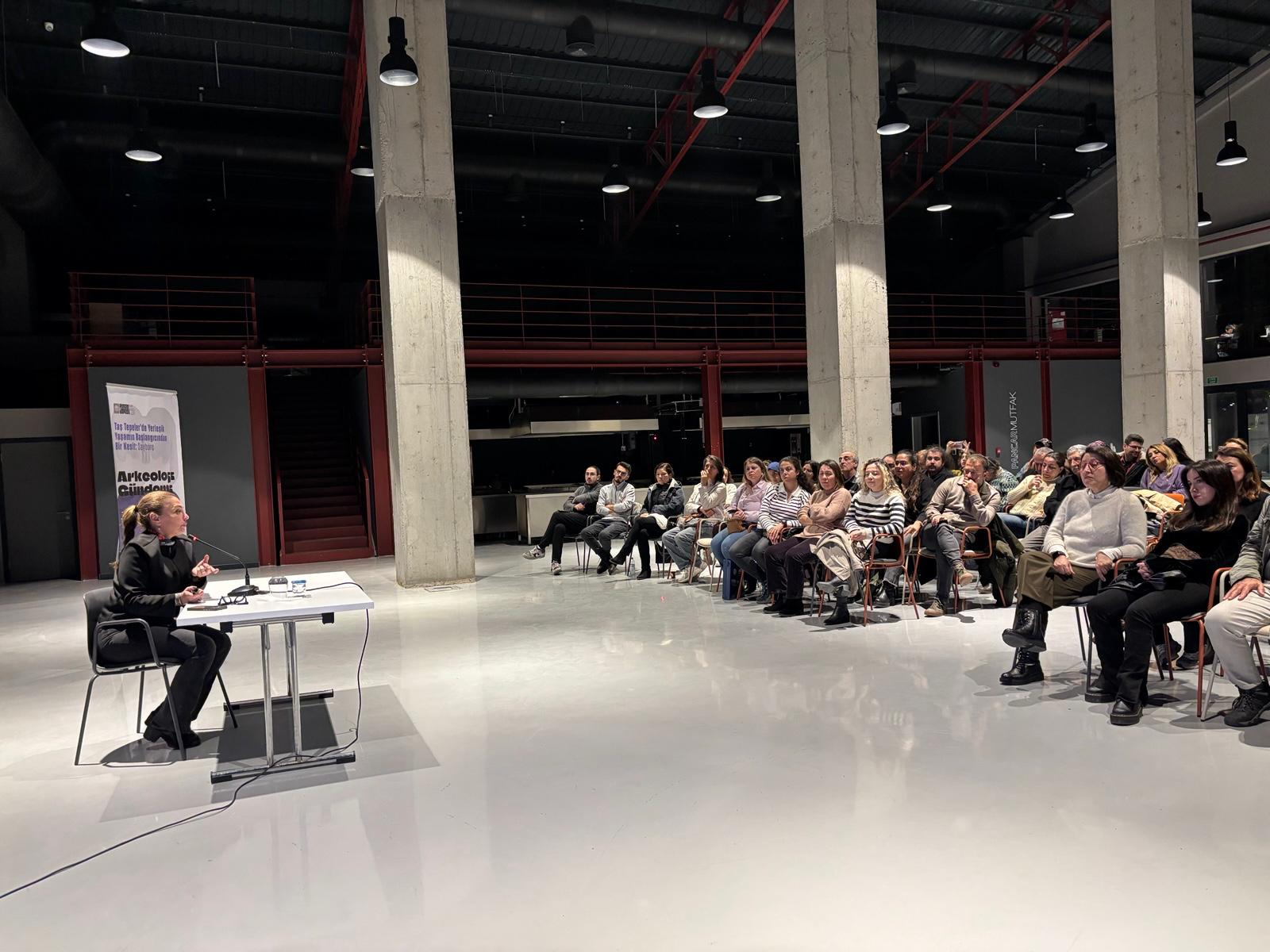 Sayburç Kazıları Arkeoloji Gündemi’nde anlatıldı