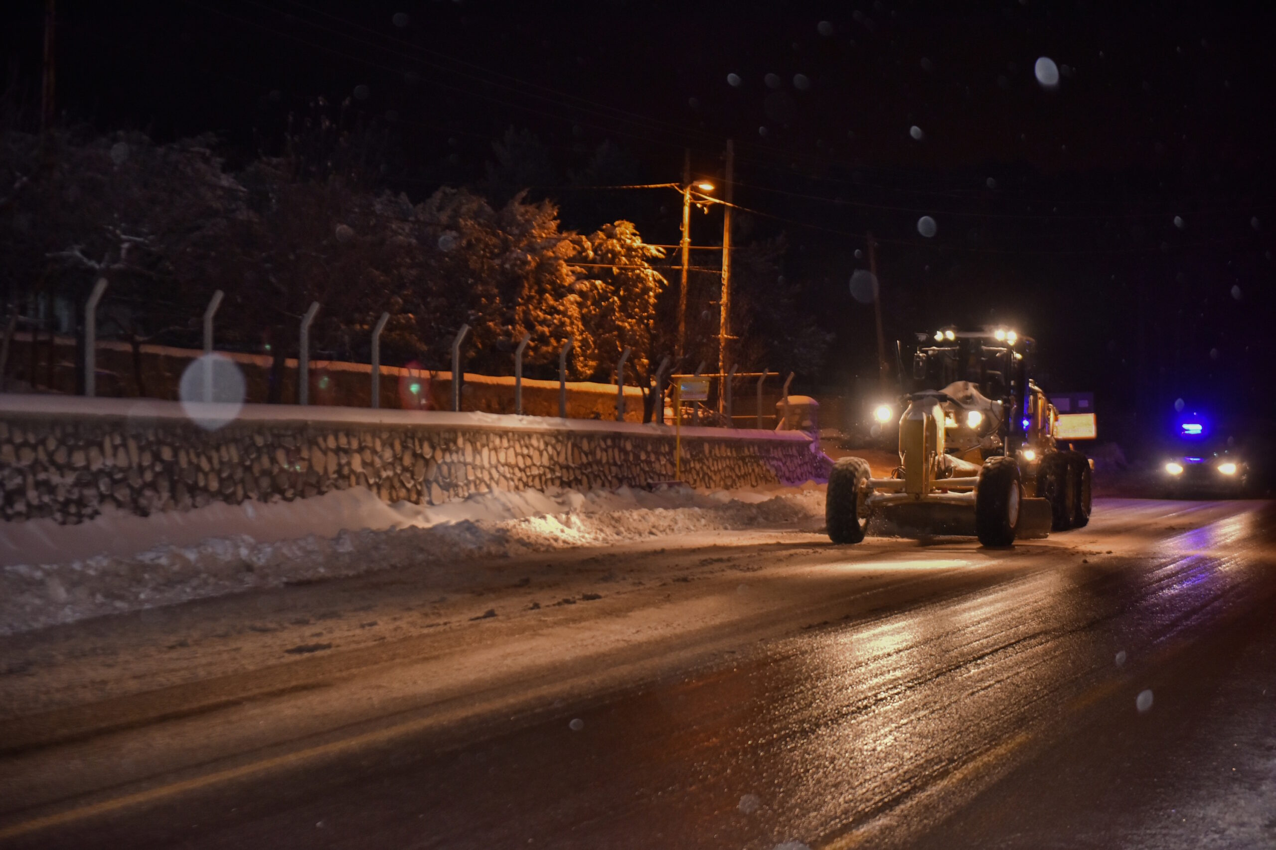 Bursa Büyükşehir sahada, ulaşım yolunda
