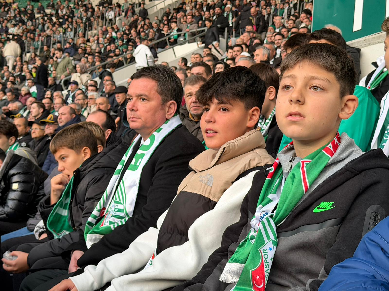 Başkan Erkan Aydın Bursaspor Coşkusunu Çocuklarla Yaşadı