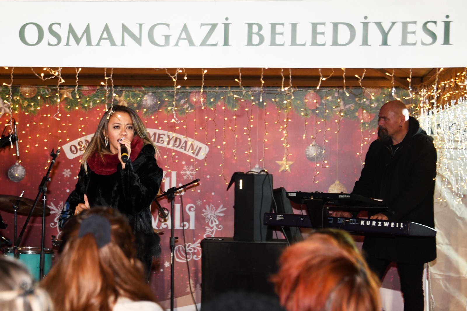 Yeni Yıl Festivali’nde Şarkılar Bursalıların İçini Isıttı