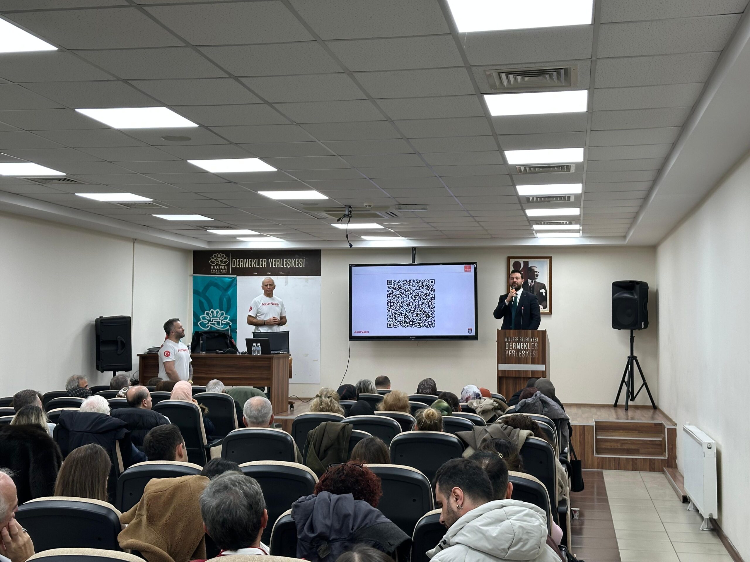 Nilüfer Belediyesi personeline “Temel Afet Bilinci” eğitimi