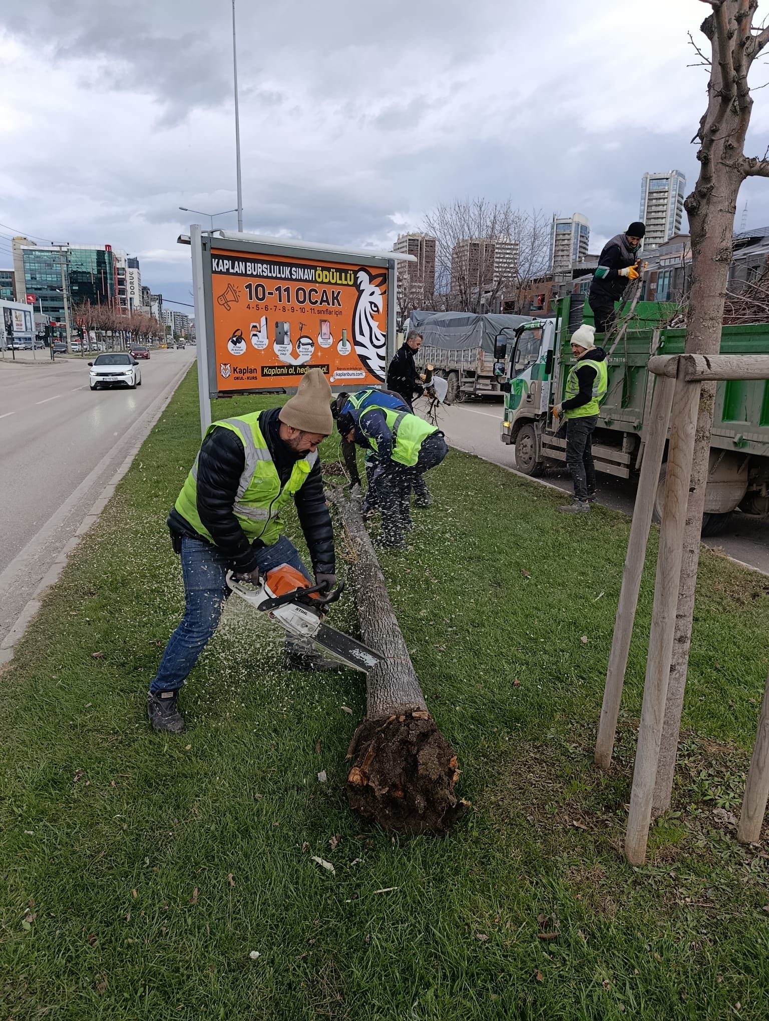 Lodosa karşı Büyükşehir ekipleri sahada