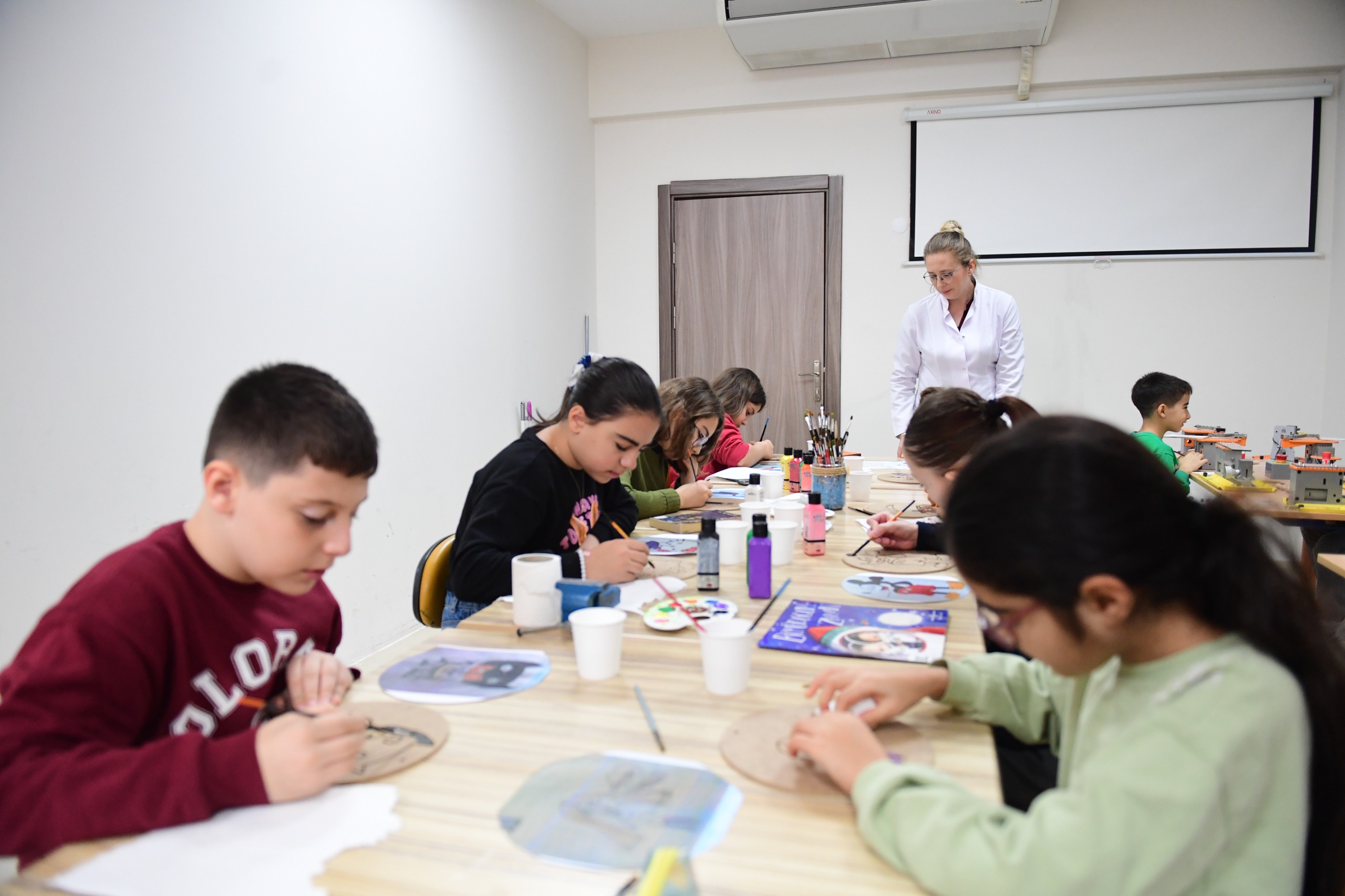 Osmangazi’de Çocuklar Kitaplardan İlham Alarak Üretiyor