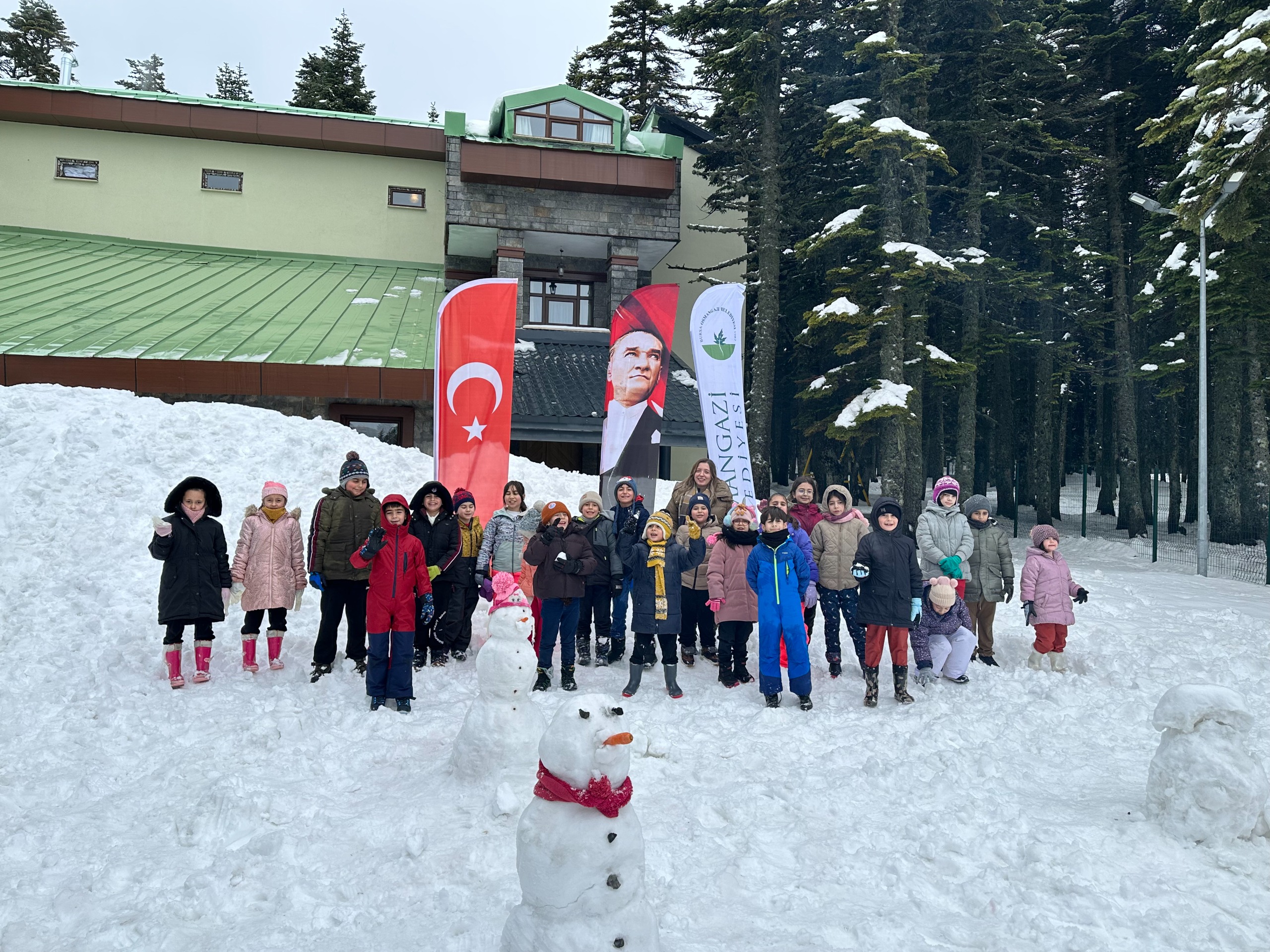 Osmangazi’de Çocuklar Kış Neşesiyle Buluştu