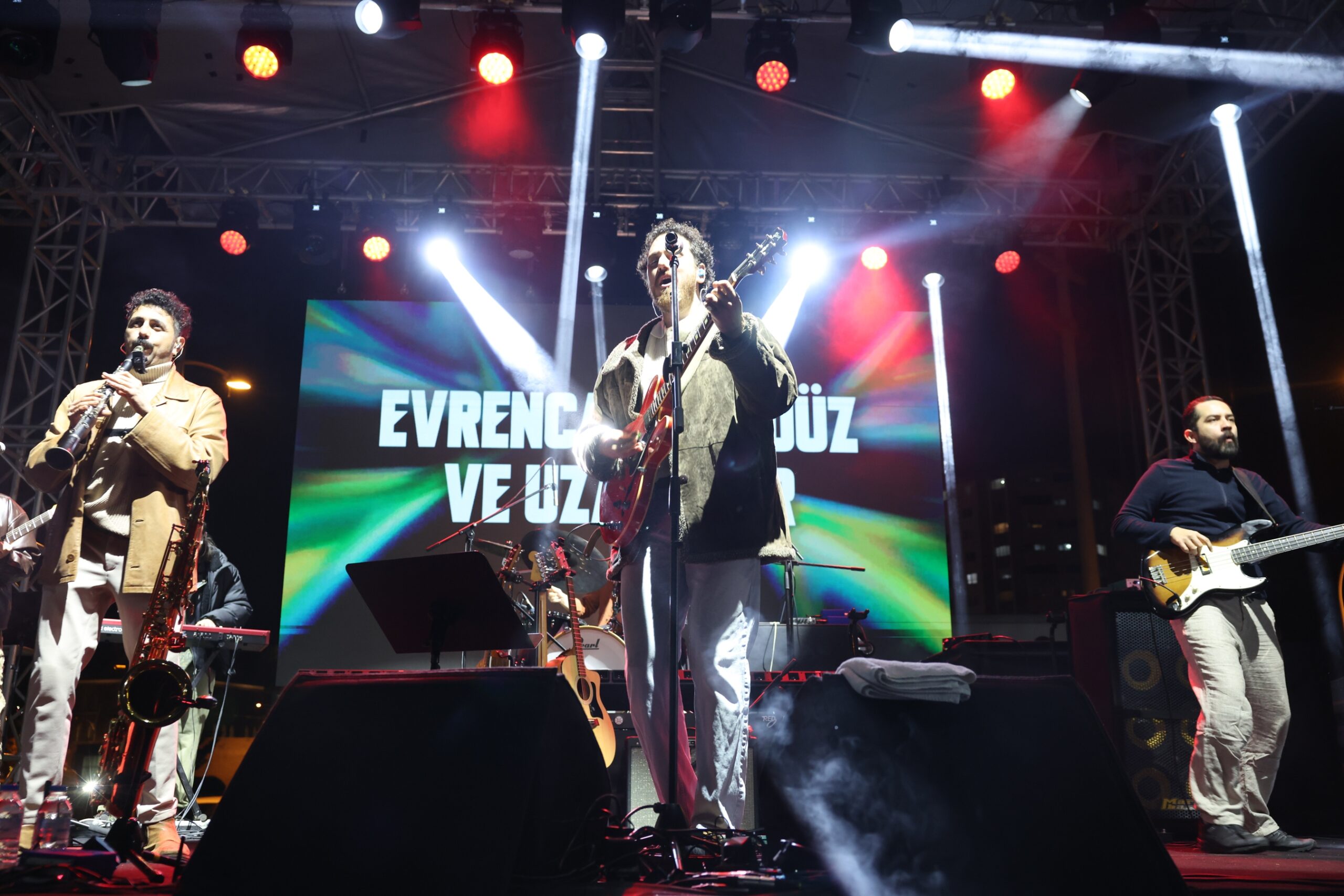 Nilüfer Genç Caz Evrencan Gündüz ile final yaptı