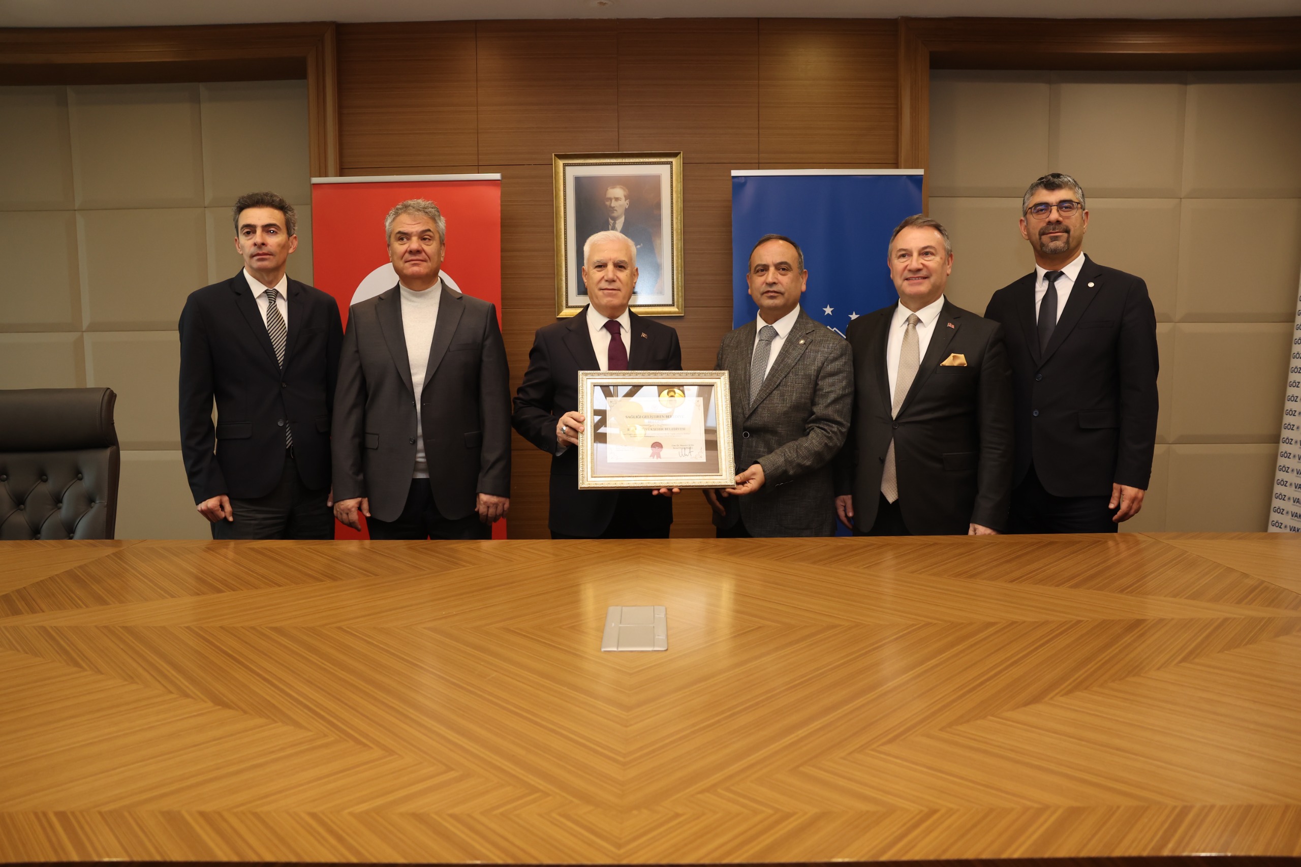 Bursa Büyükşehir, 'Sağlığı Geliştiren Belediye' unvanını yeniledi