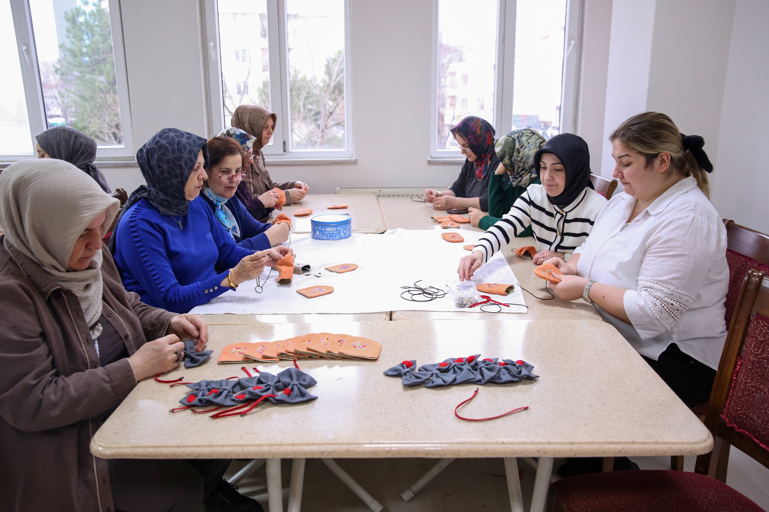 LÖSEV’e anlamlı bağış